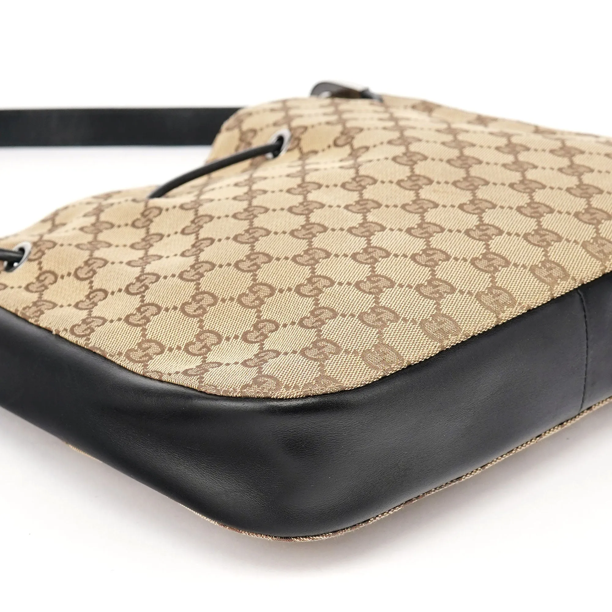 001 3748 Beige GG Drawstring Shoulder Bag