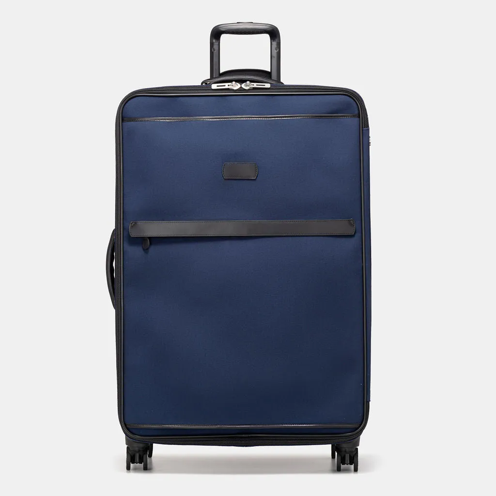 31" LIGHTWEIGHT WHEELED CASE WITH 4 WHEELS