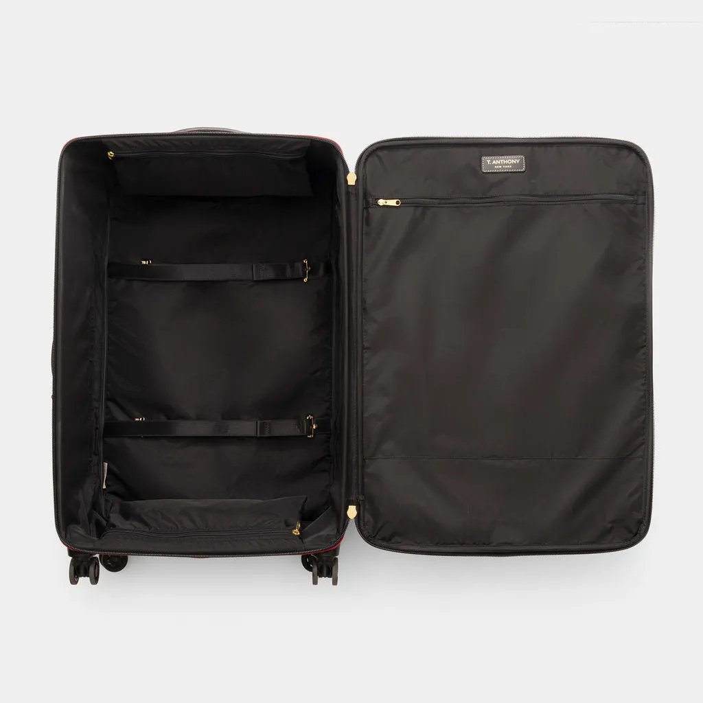 31" LIGHTWEIGHT WHEELED CASE WITH 4 WHEELS