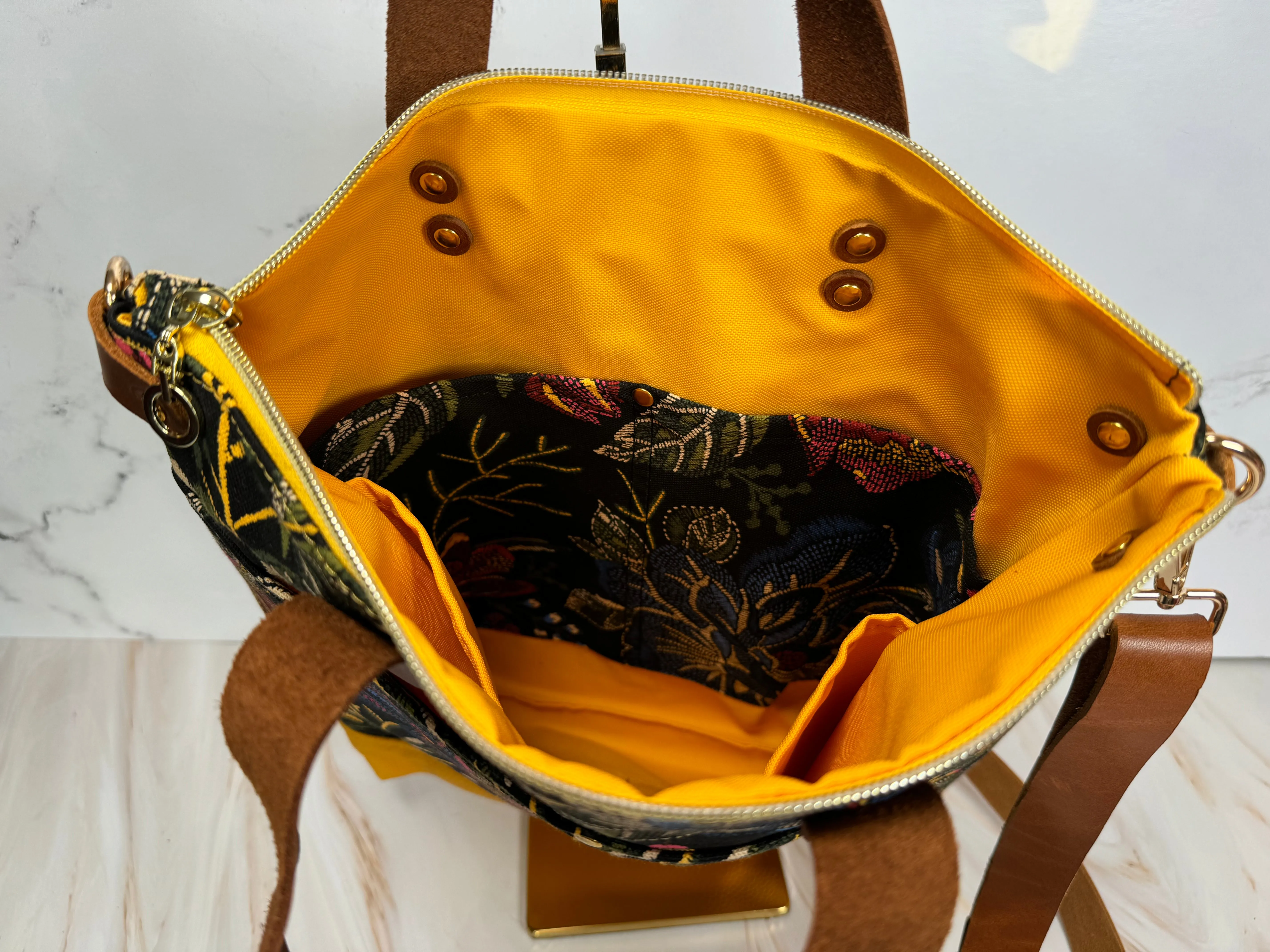 Aberdeen Tote- Embroidered Flowers