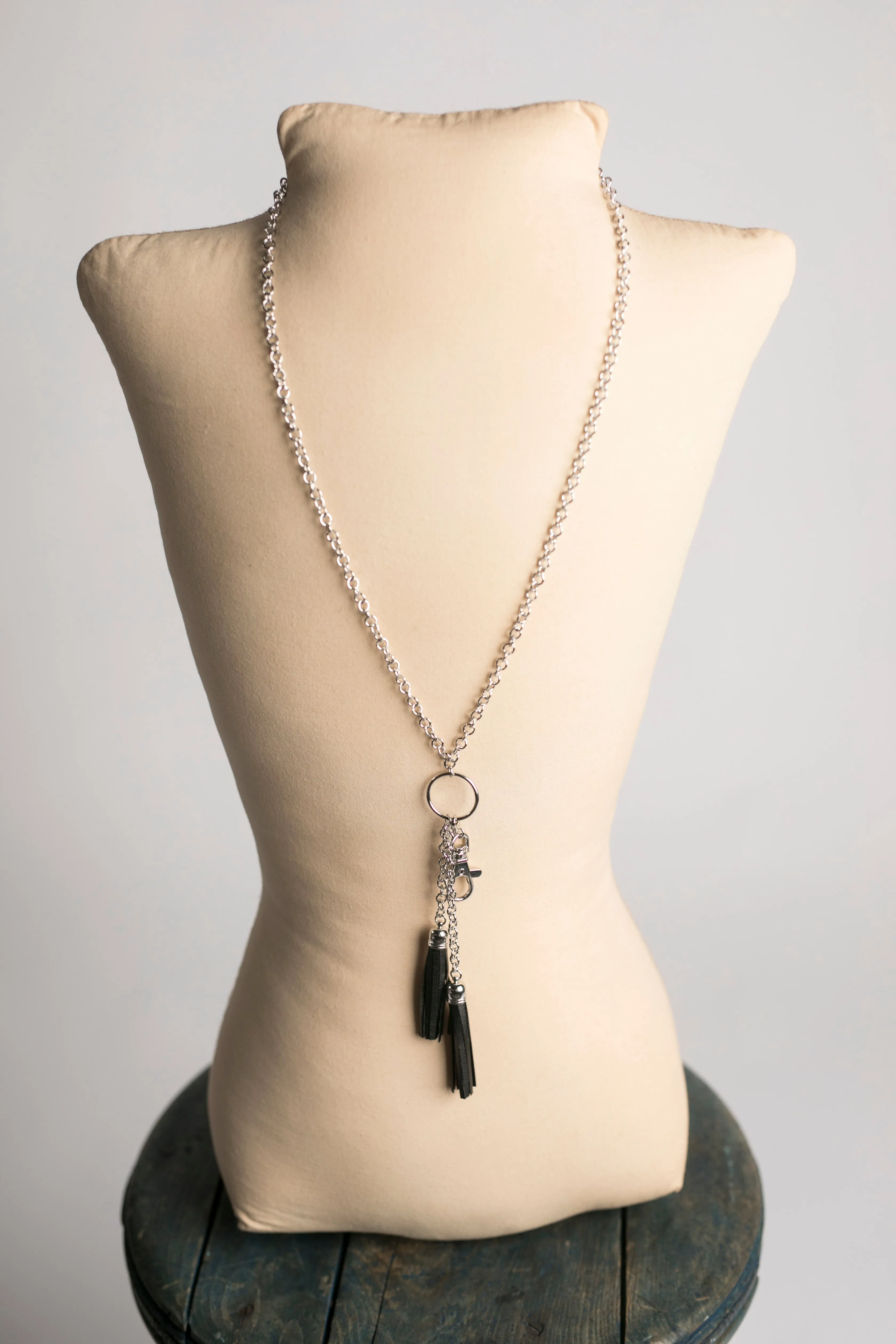 Anne Dbl Leather Tassel Pendant (Silver)