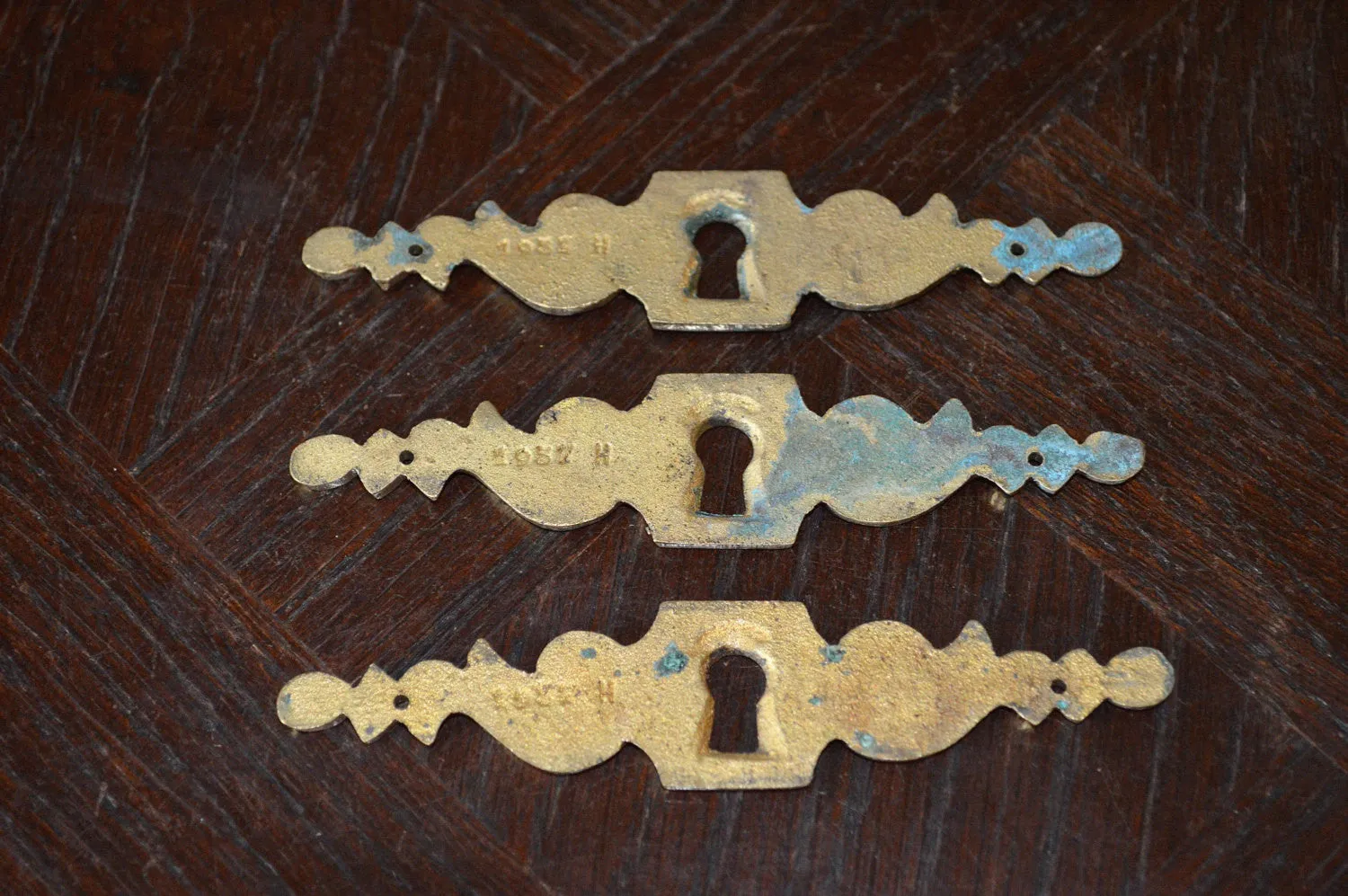 Antique French Art Deco Keyhole Escutcheon Horizontal Hardware