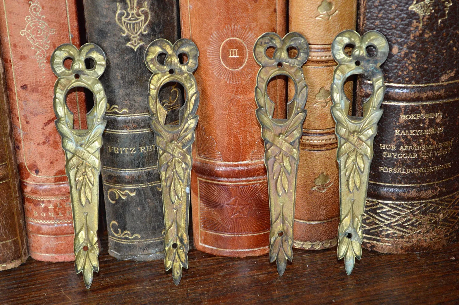 Antique French Bow Wreath Escutcheon Brass Keyhole Hardware Vertical Mount 3 Available