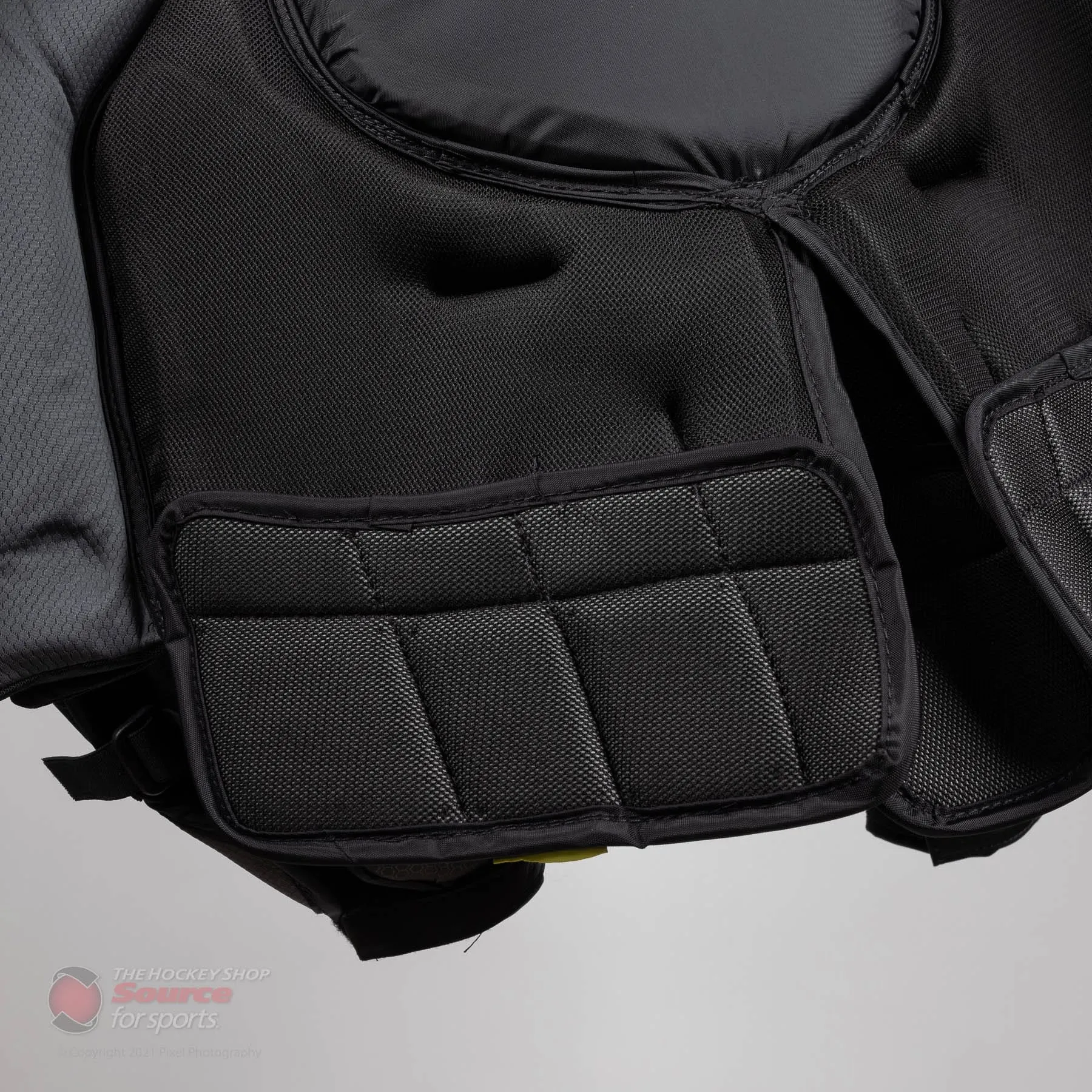 Bauer Vapor HyperLite Senior Chest & Arm Protector - Black
