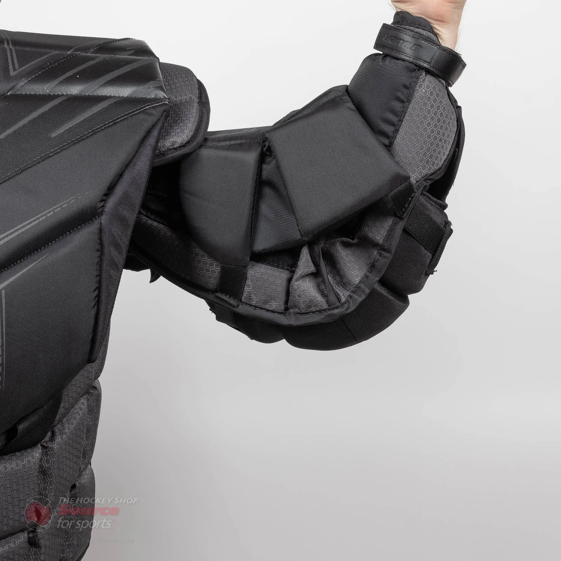 Bauer Vapor HyperLite Senior Chest & Arm Protector - Black