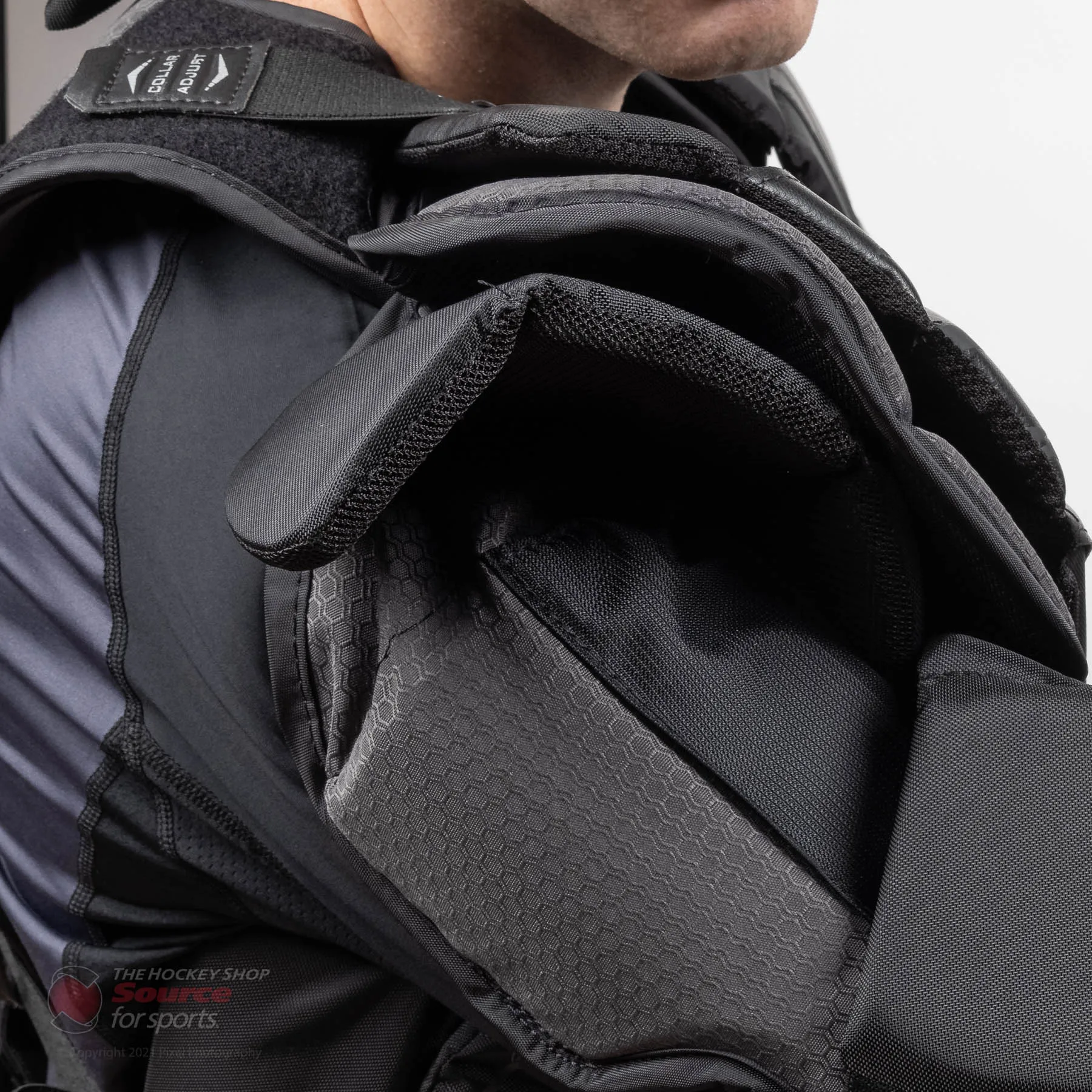 Bauer Vapor HyperLite Senior Chest & Arm Protector - Black