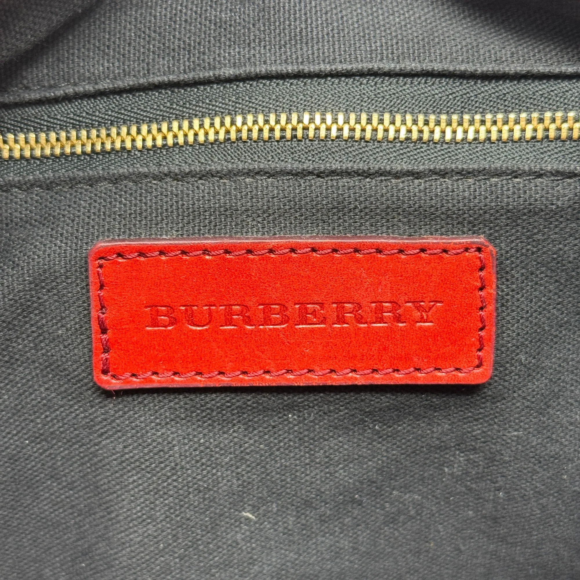 Burberry Red House Check Bridle Chester Bowler