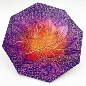 Carved Leather Display Mat 7.5" Octagon