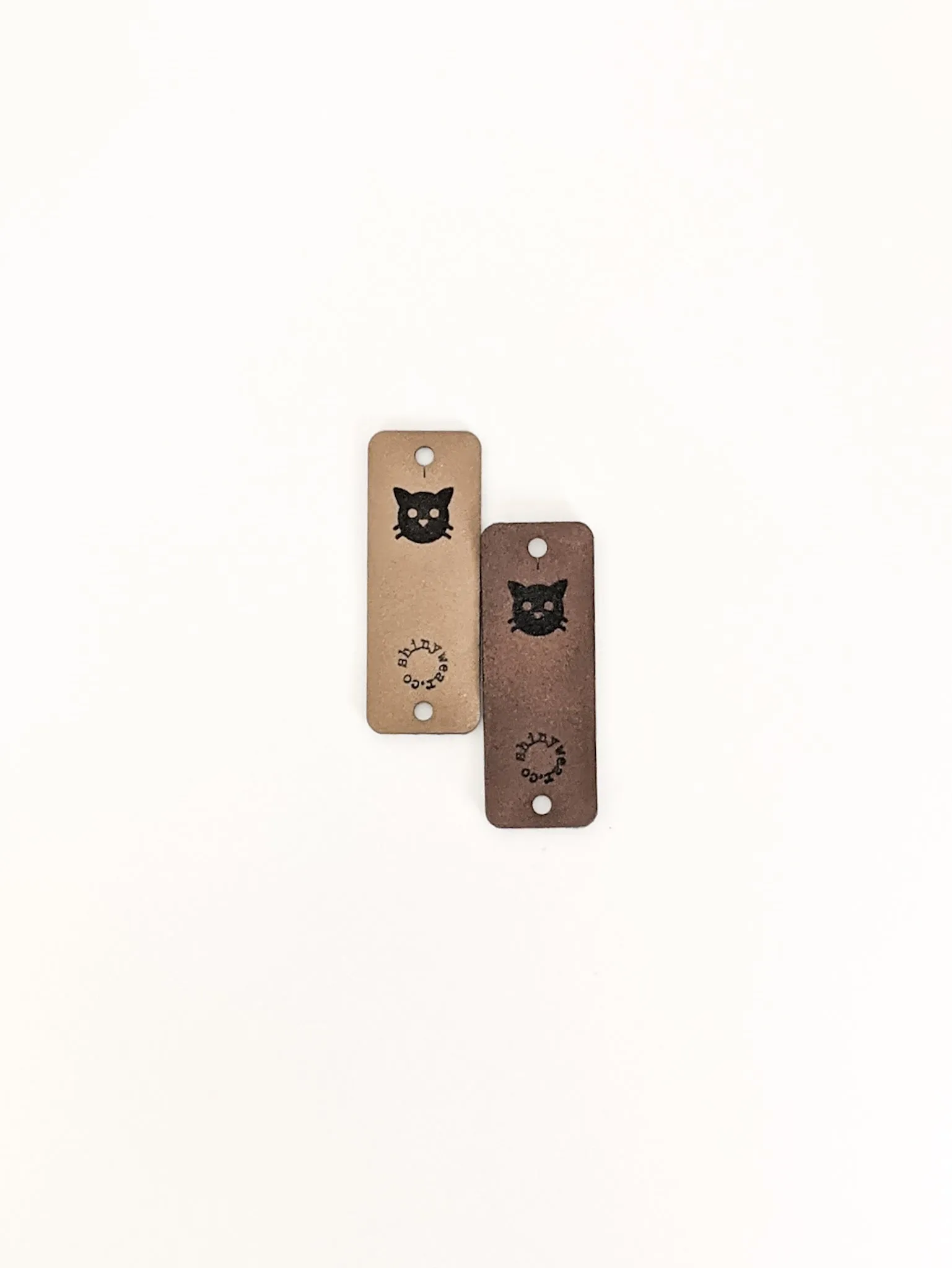 Cat no-sew leatherette tag