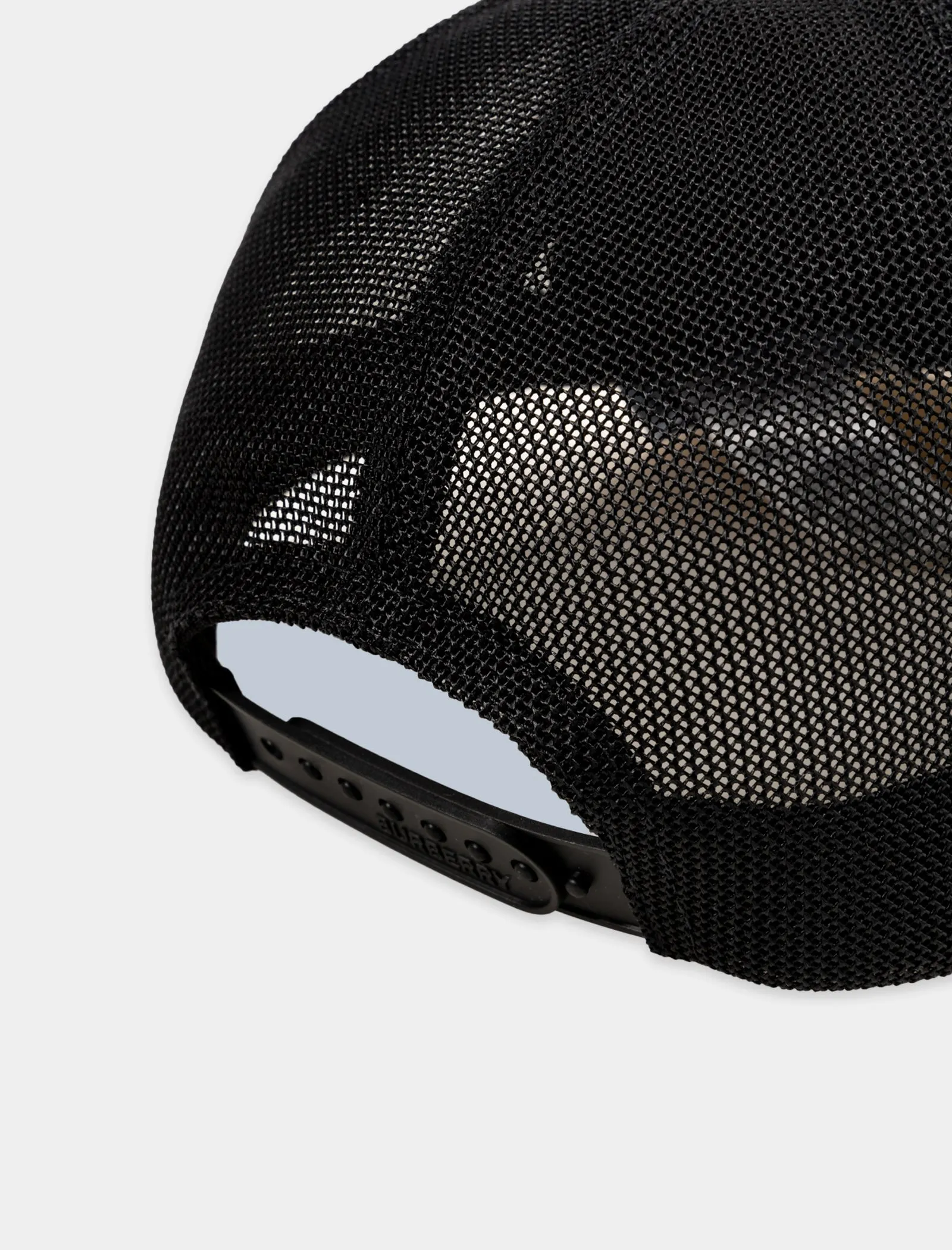 CHECK AND MESH TRUCKER HAT