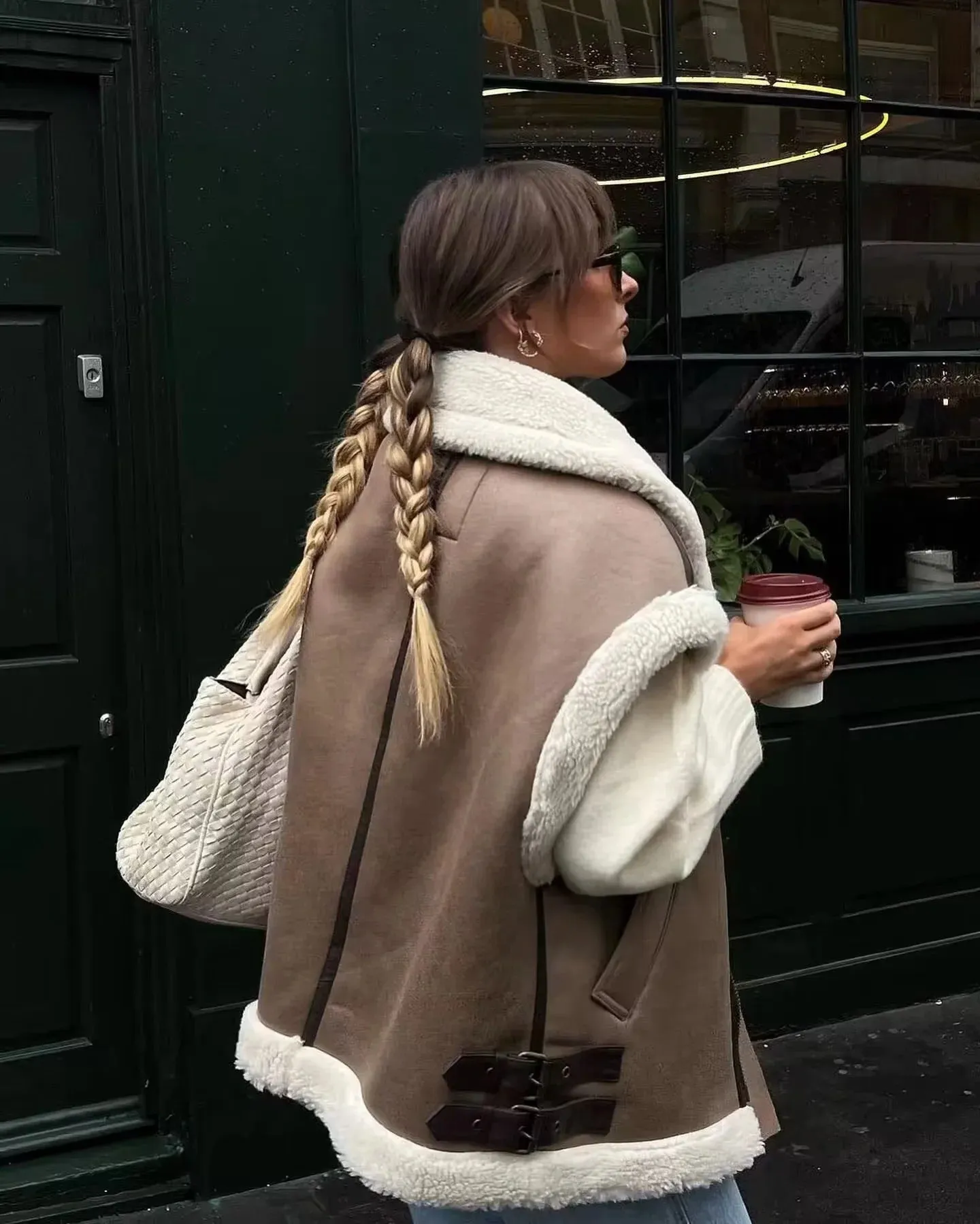 Chic Faux Fur and Leather Patchwork Sleeveless Vest Jacket
