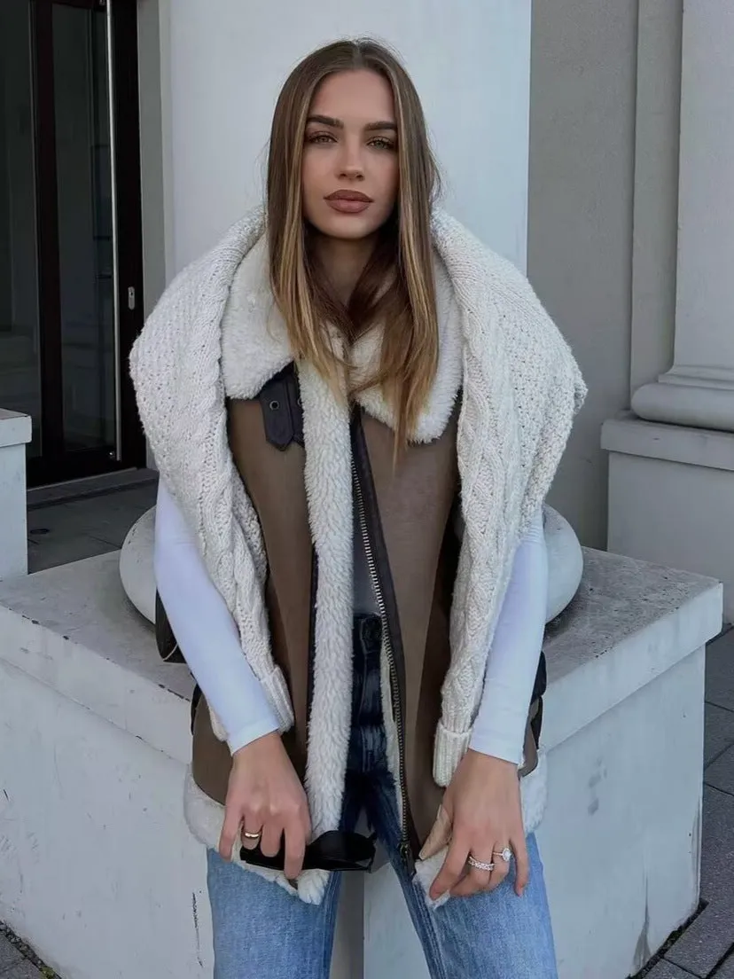 Chic Faux Fur and Leather Patchwork Sleeveless Vest Jacket
