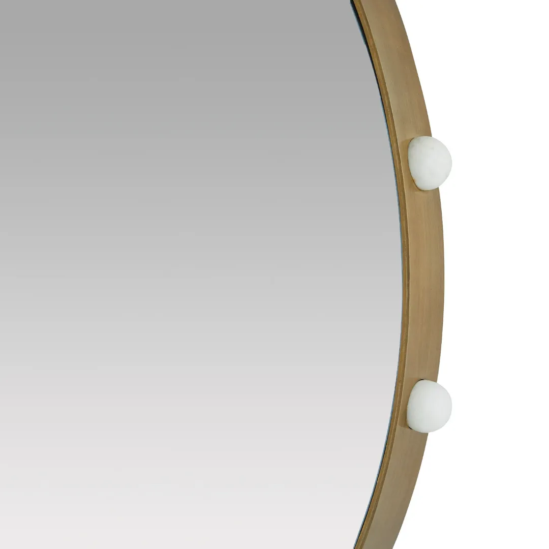 Claire Mirror
