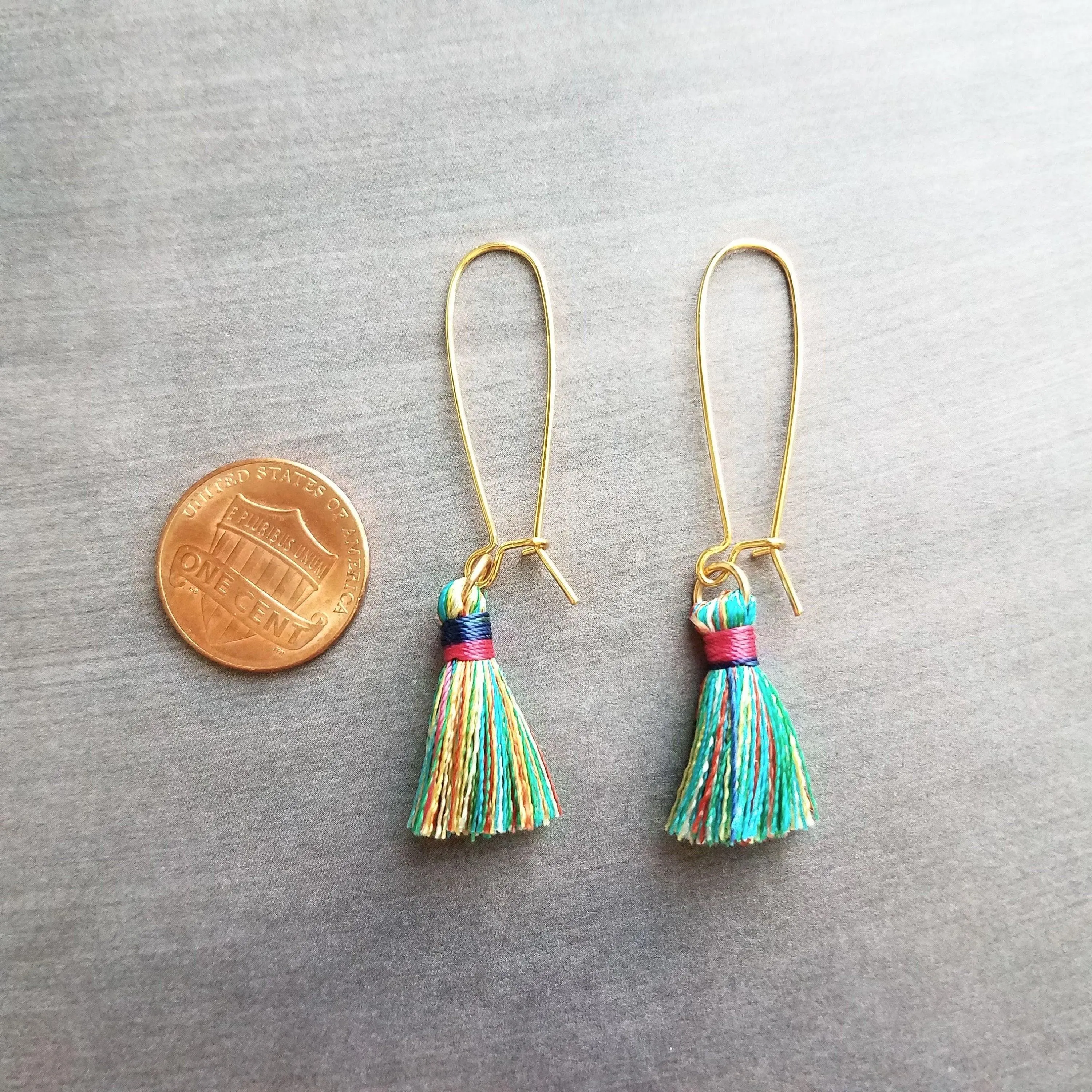 Colorful Tassel Earrings, long tassel earring, multicolor tassel, rainbow tassel earring, kidney wire earring, gold tassel earring, latching