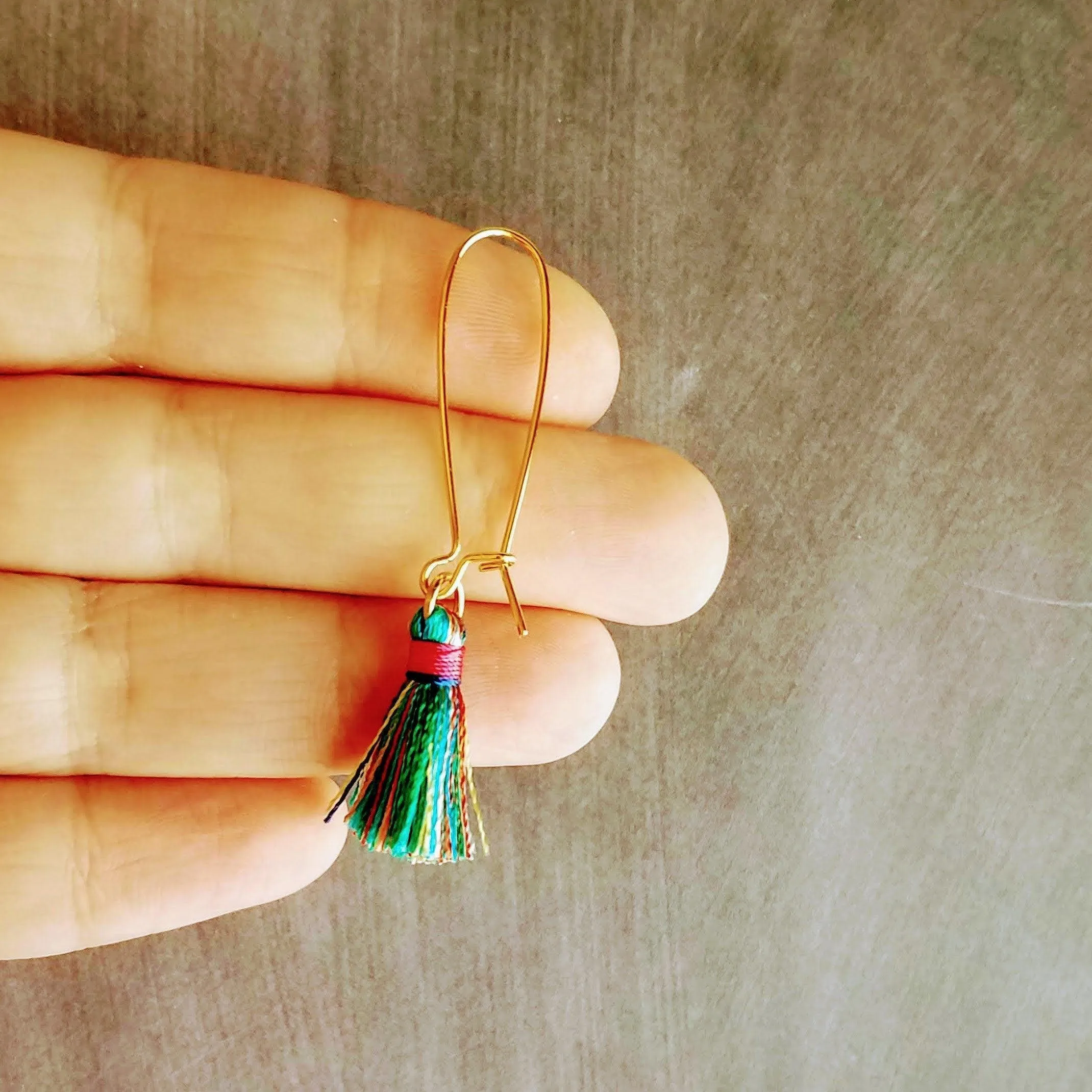 Colorful Tassel Earrings, long tassel earring, multicolor tassel, rainbow tassel earring, kidney wire earring, gold tassel earring, latching