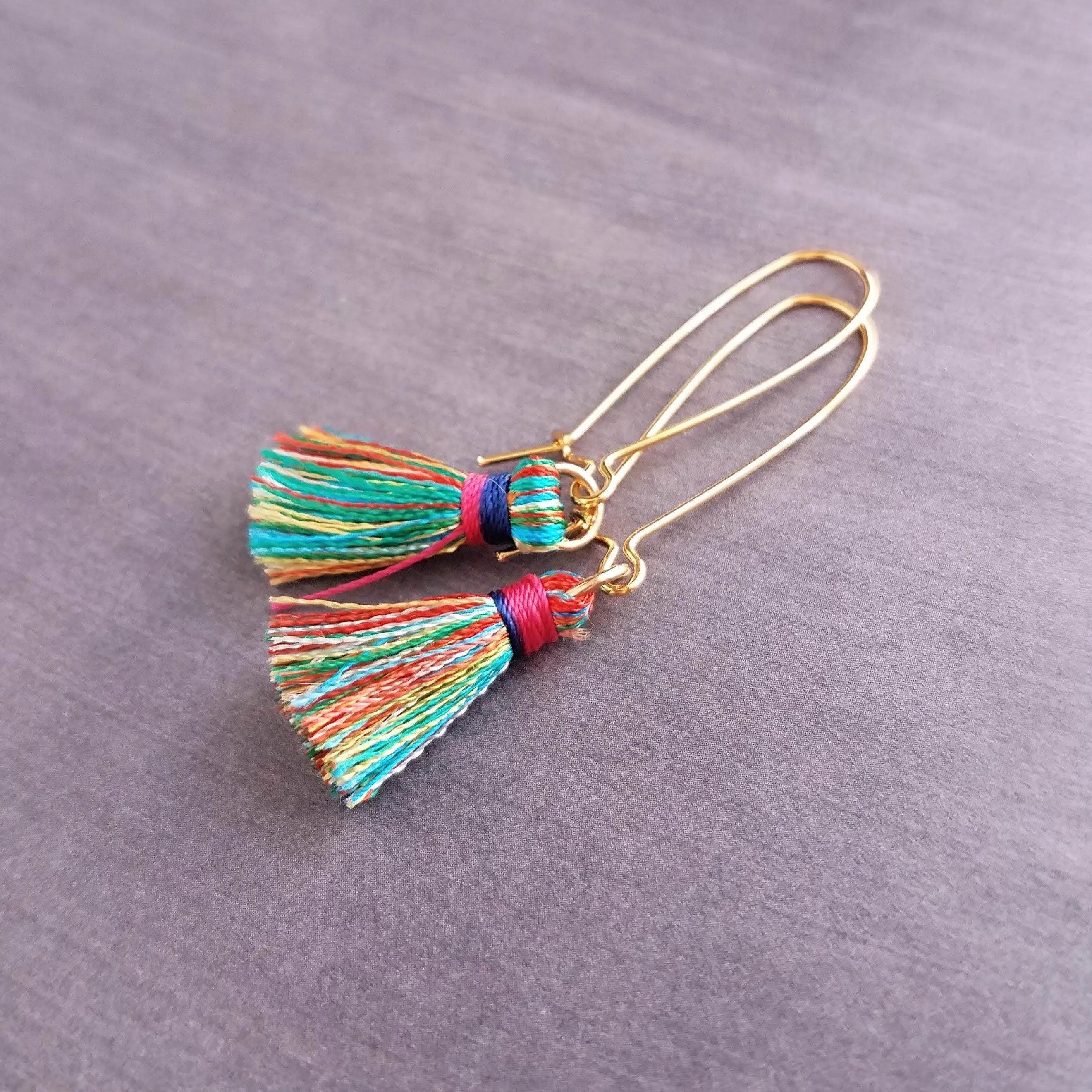 Colorful Tassel Earrings, long tassel earring, multicolor tassel, rainbow tassel earring, kidney wire earring, gold tassel earring, latching