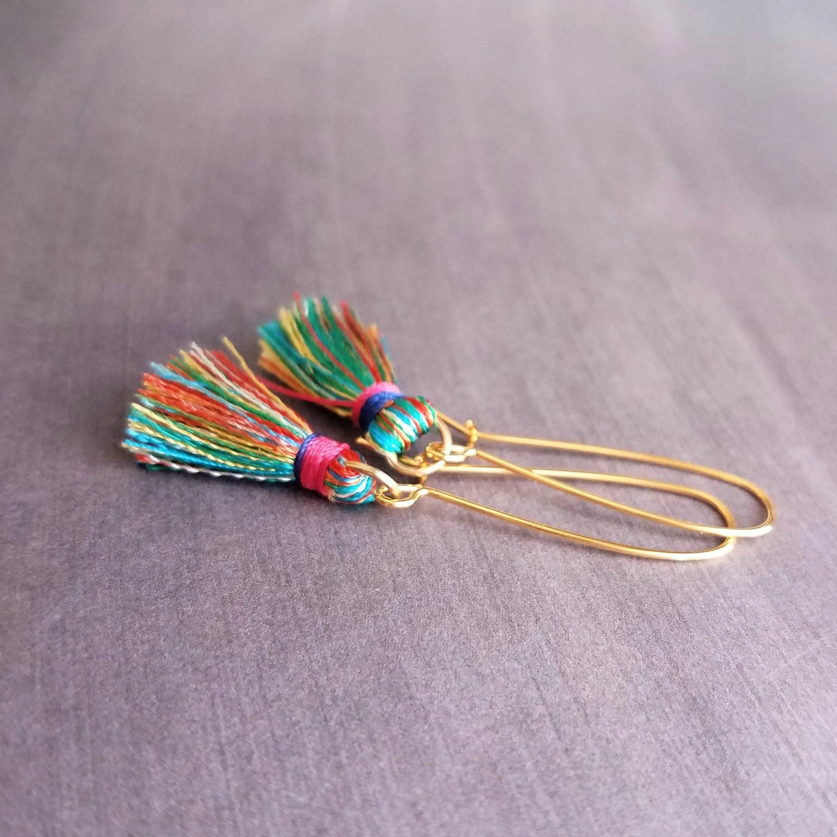 Colorful Tassel Earrings, long tassel earring, multicolor tassel, rainbow tassel earring, kidney wire earring, gold tassel earring, latching