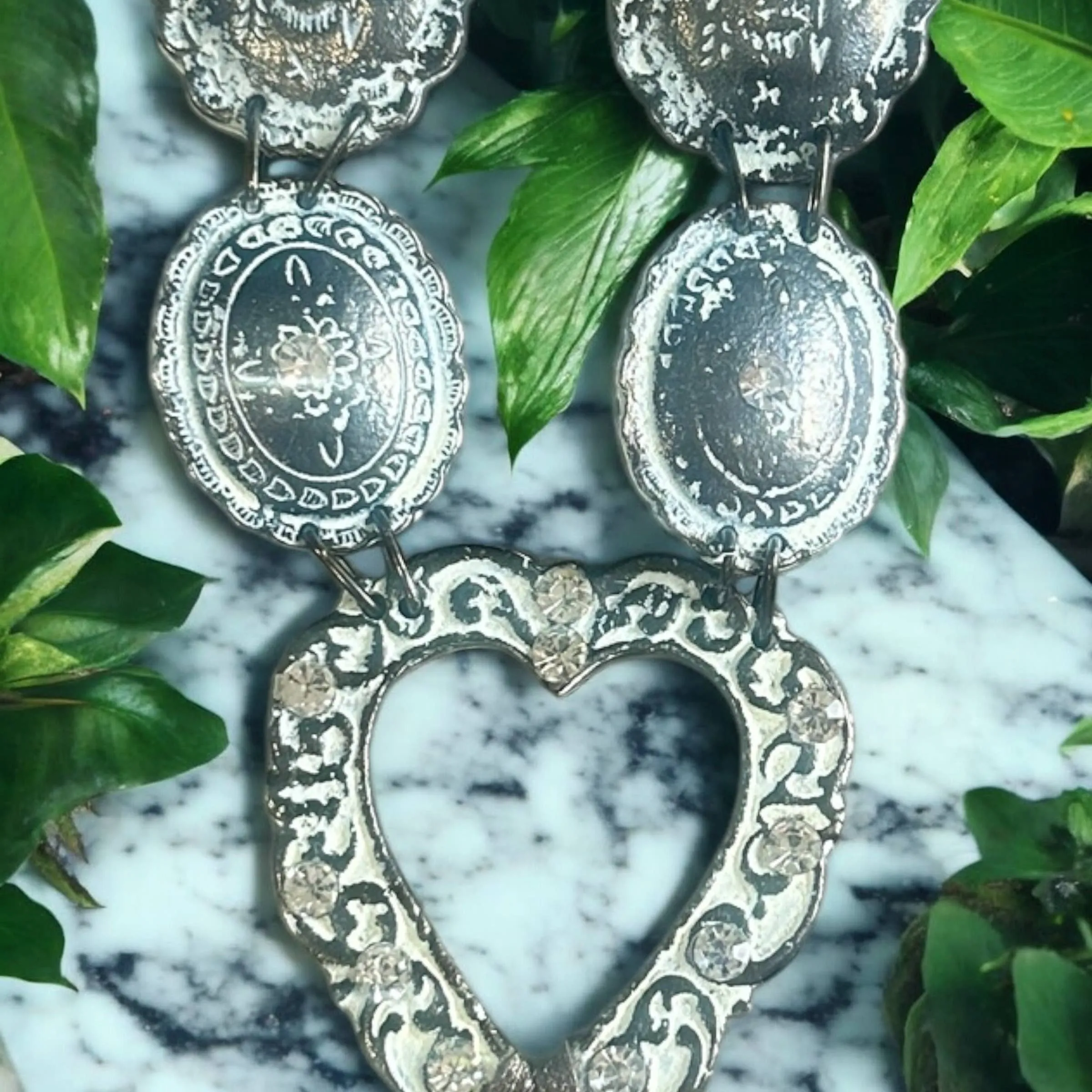 Concho Sliver Tone Necklace