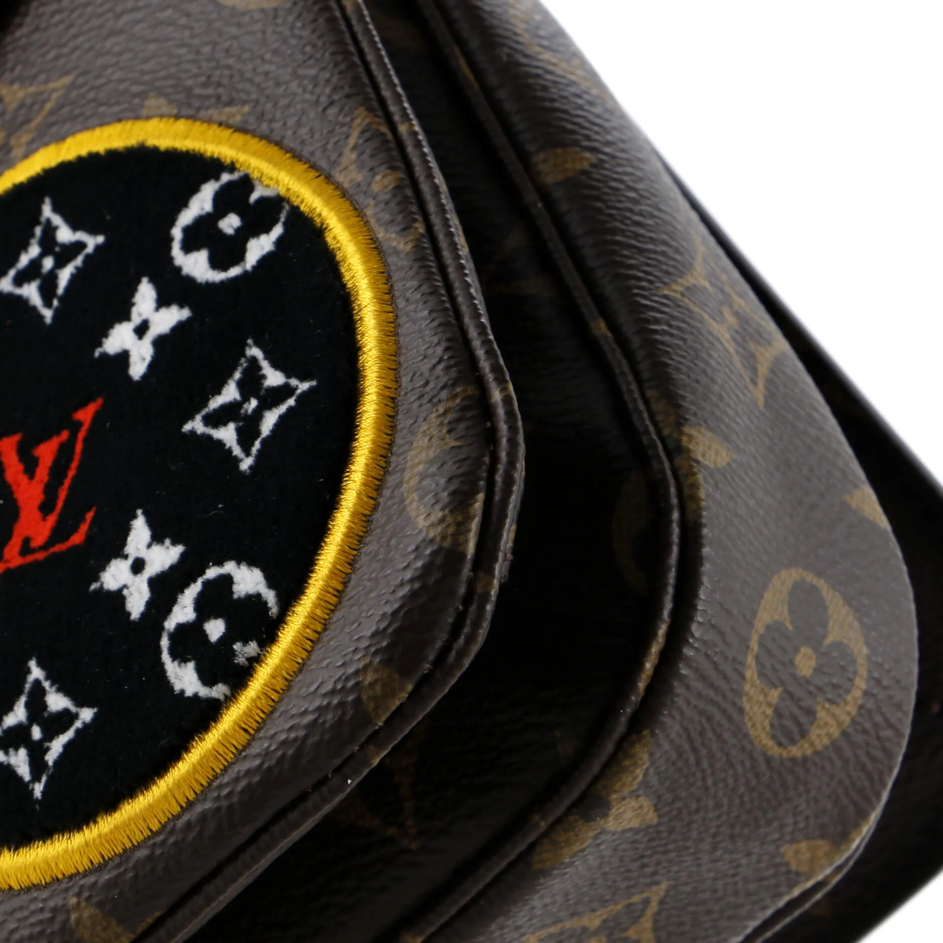 Designer Pochette Metis Limited Edition Patches Monogram Canvas