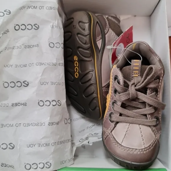 Ecco Baby Kick Start Moxie Sneaker
