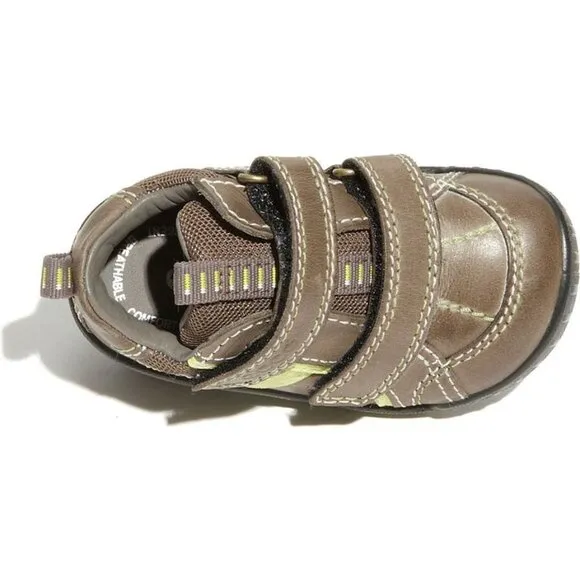 Ecco Baby Kick Start Moxie Sneaker