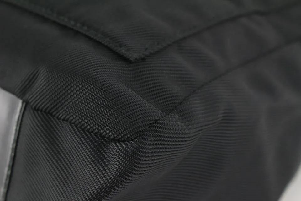 Gucci Black Nylon Bamboo Zip Hobo 913gk25