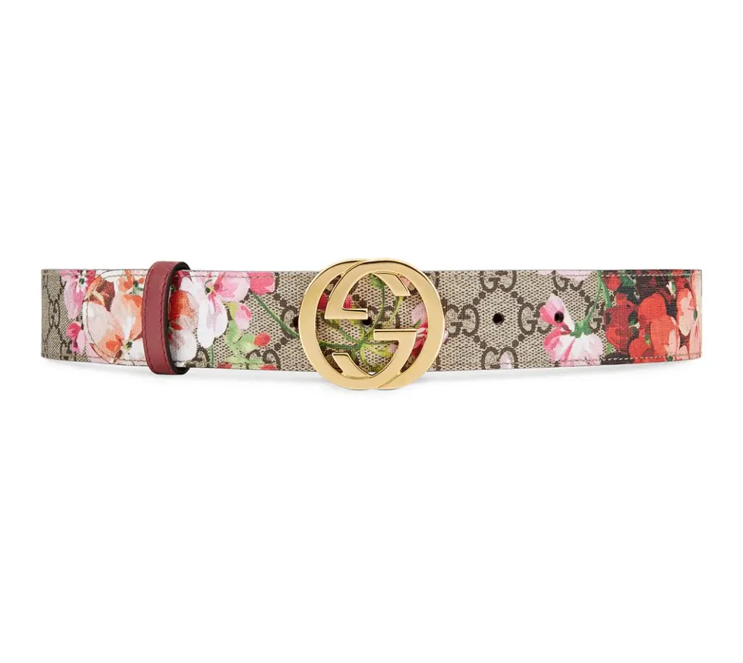 Gucci GG Supreme Monogram Blooms Print Belt in Pink