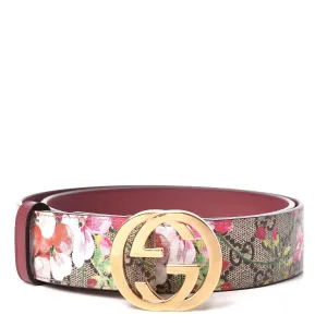 Gucci GG Supreme Monogram Blooms Print Belt in Pink