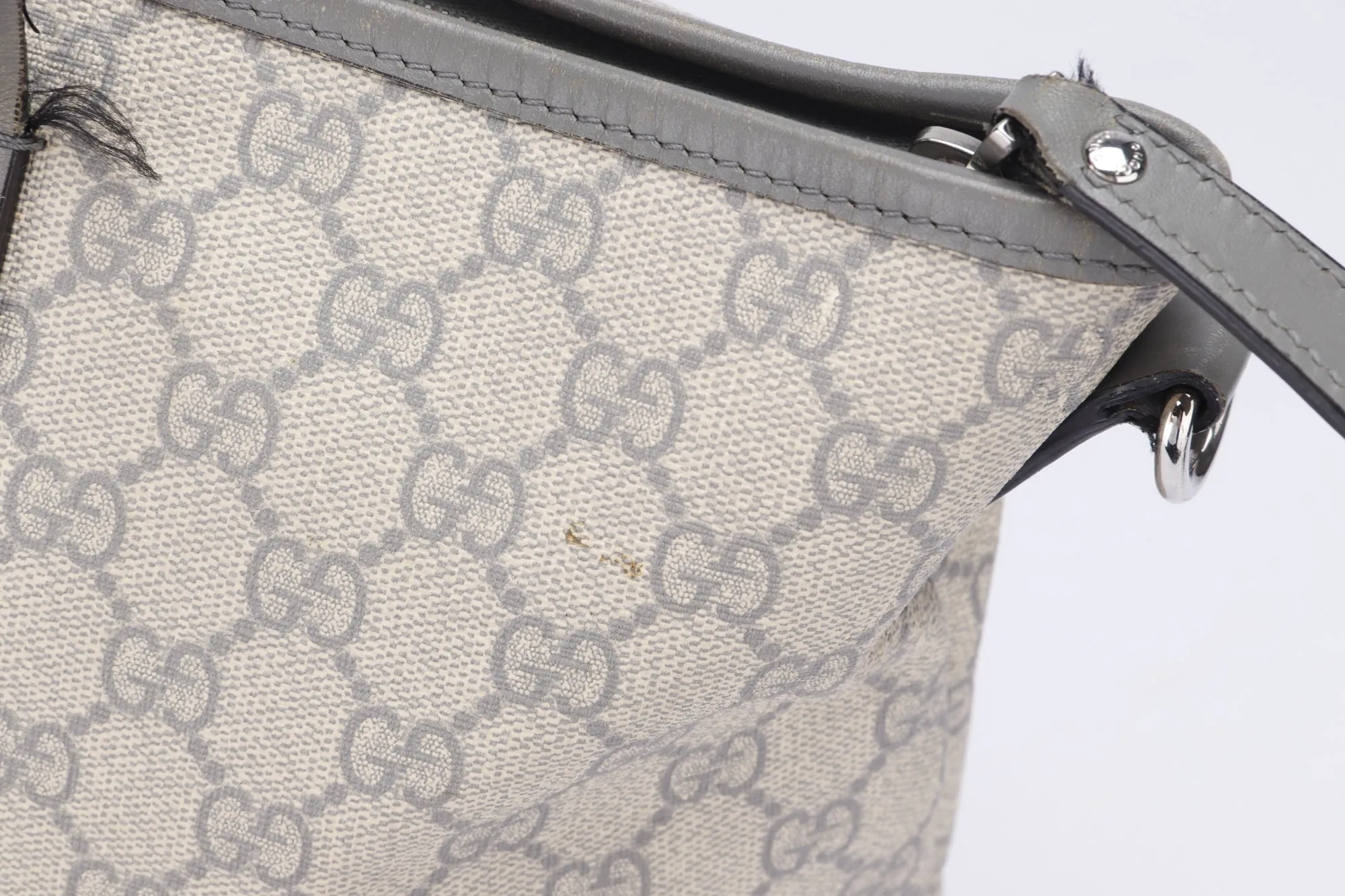 Gucci Light Grey Trim Canvas Shoulder Tote (353437 525040), with Strap & Dust Cover