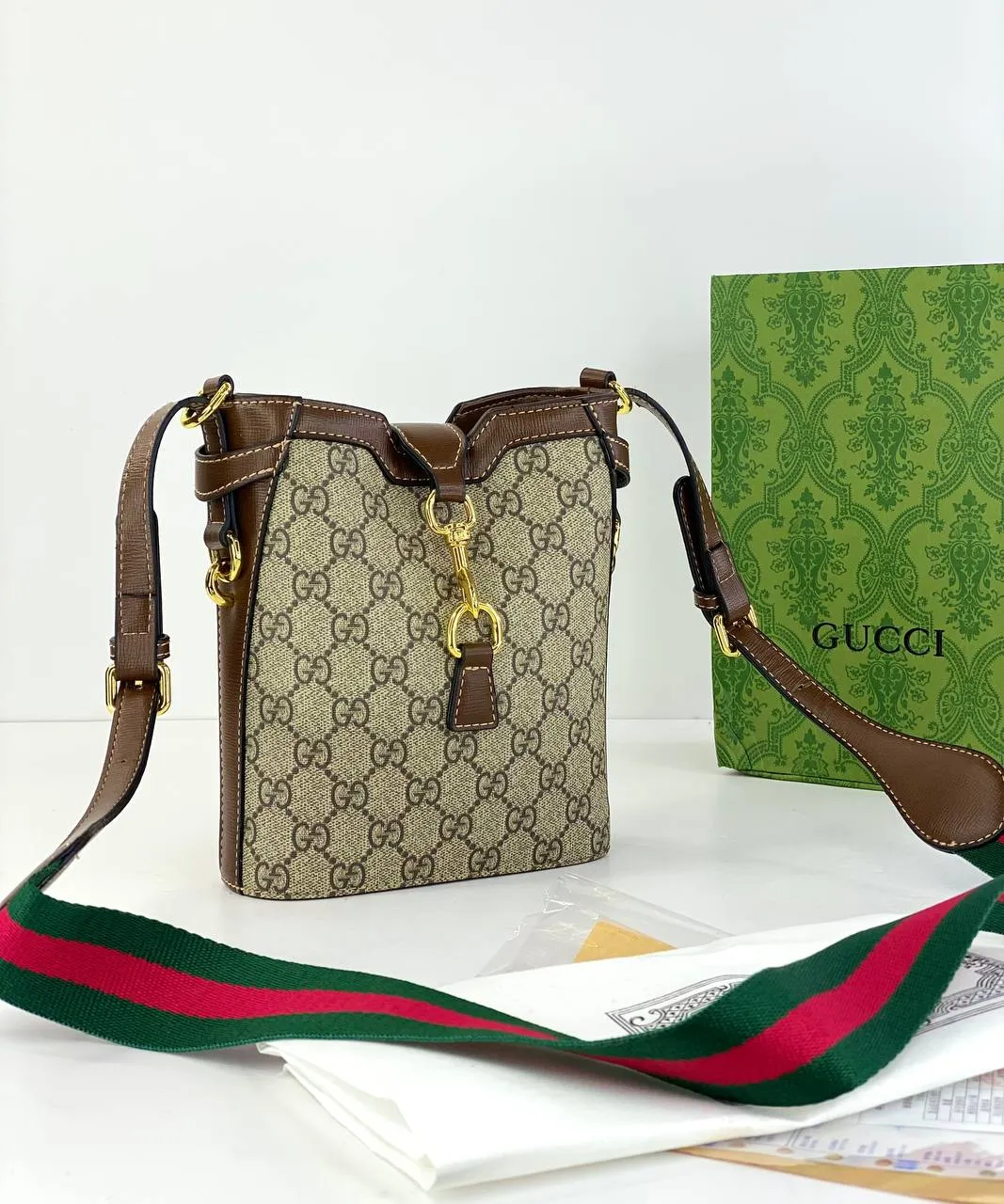 Gucci Ophidia GG Supreme Bucket Bag