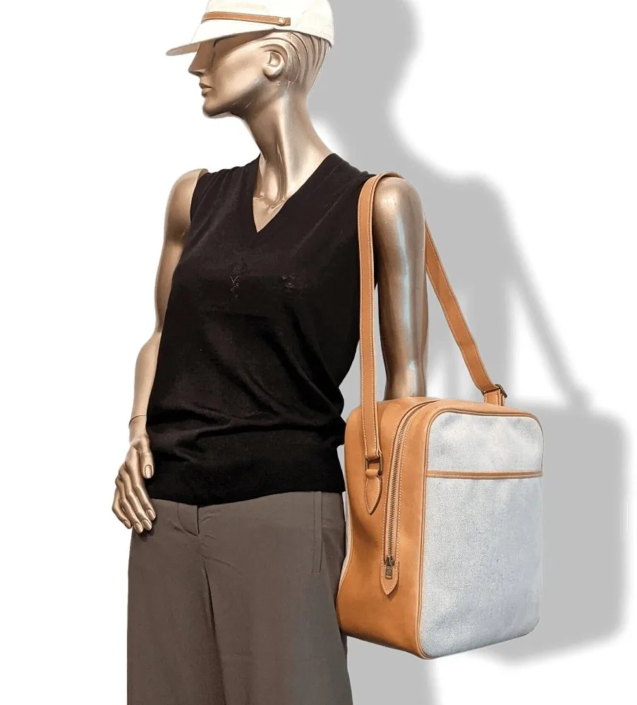 Hermes 1997 Natural Canvas and Leather VICTORIA CROSSBODY Travel Week-end Train Bag Superb condition in Dustbag!