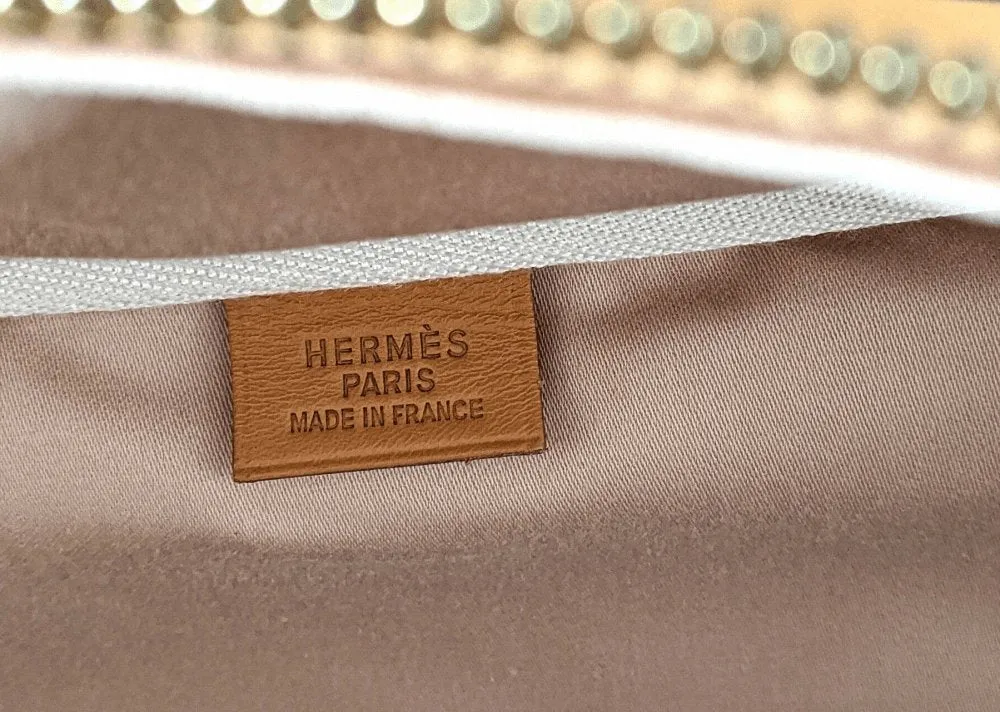 Hermes 1997 Natural Canvas and Leather VICTORIA CROSSBODY Travel Week-end Train Bag Superb condition in Dustbag!