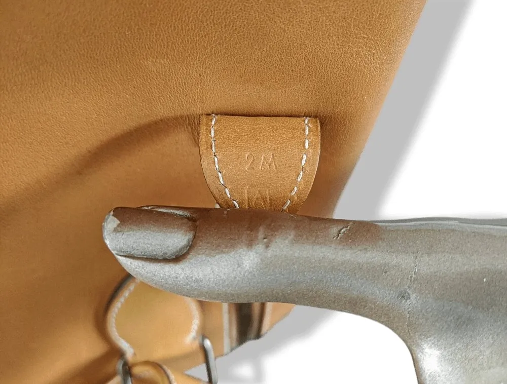 Hermes 1997 Natural Canvas and Leather VICTORIA CROSSBODY Travel Week-end Train Bag Superb condition in Dustbag!