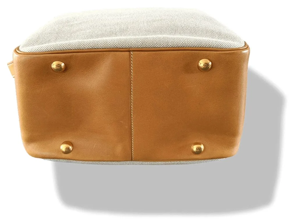 Hermes 1997 Natural Canvas and Leather VICTORIA CROSSBODY Travel Week-end Train Bag Superb condition in Dustbag!