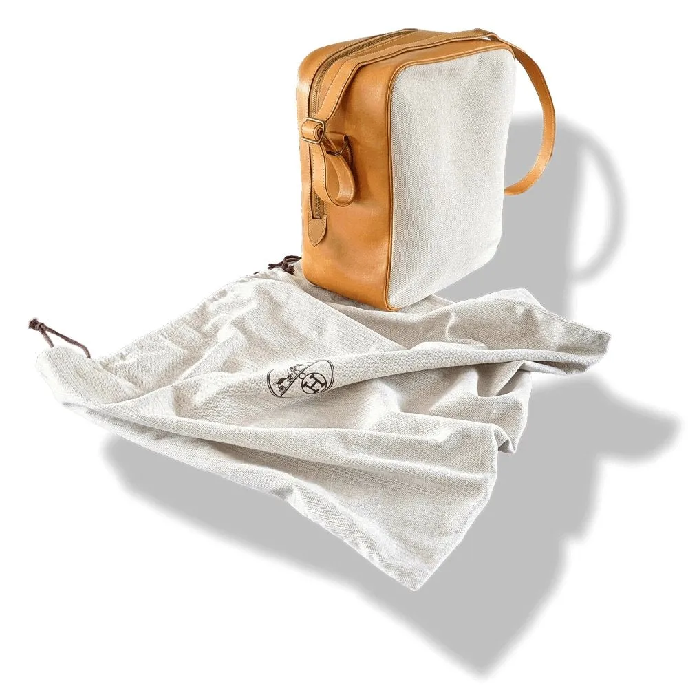 Hermes 1997 Natural Canvas and Leather VICTORIA CROSSBODY Travel Week-end Train Bag Superb condition in Dustbag!