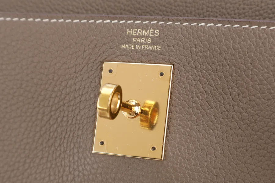 HERMES KELLY 28 RETOURNE ETOUPE TOGO GOLD HARDWARE STAMP X (2016) WITH DUST COVER, KEYS, LOCK STRAPS AND ORGANISER