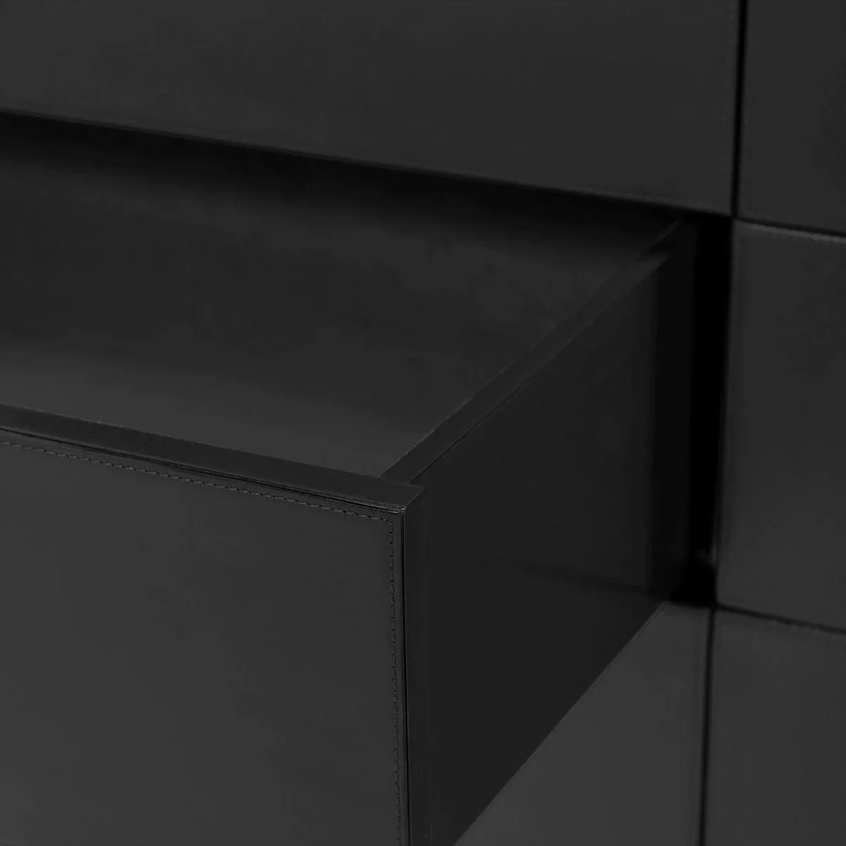 Hunter Extra Large 6-Drawer / Black