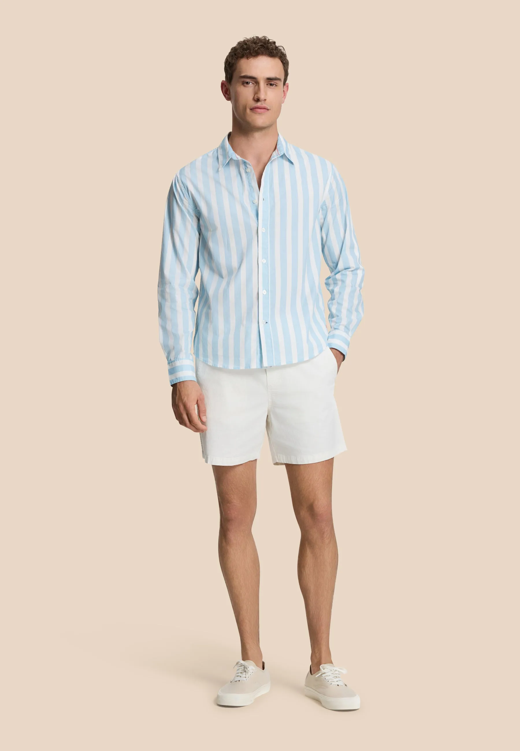 JOSH shorts | jet stream white