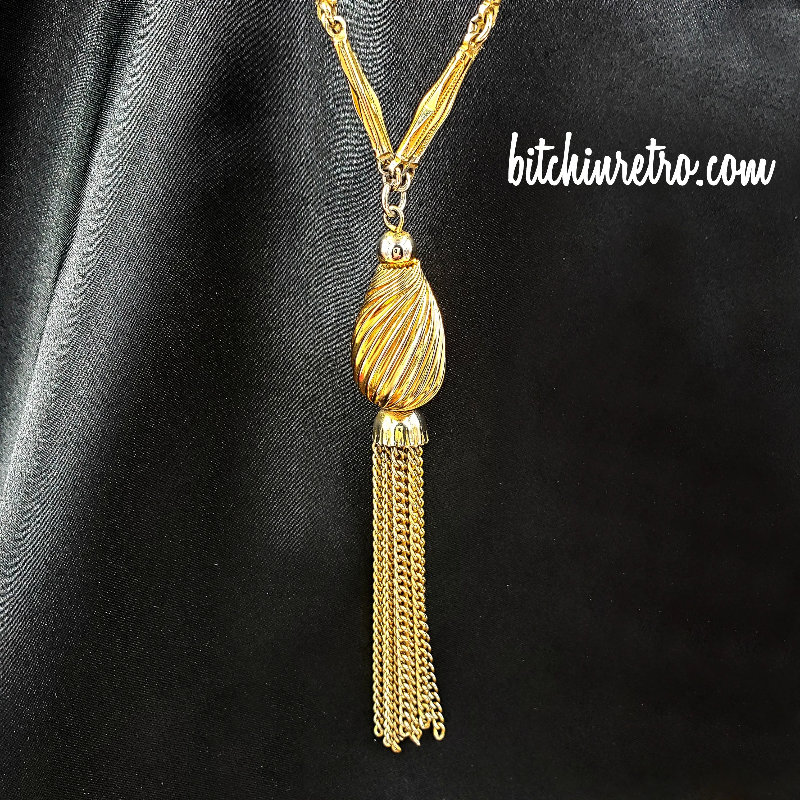 Kramer Vintage Tassel Necklace With Geometric Link Chain