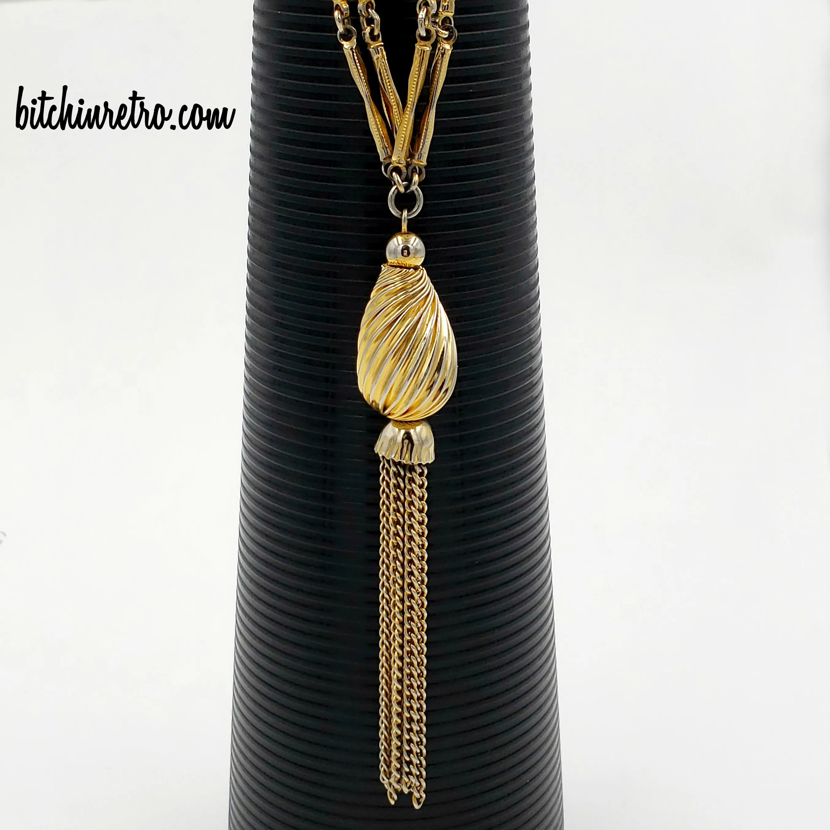 Kramer Vintage Tassel Necklace With Geometric Link Chain