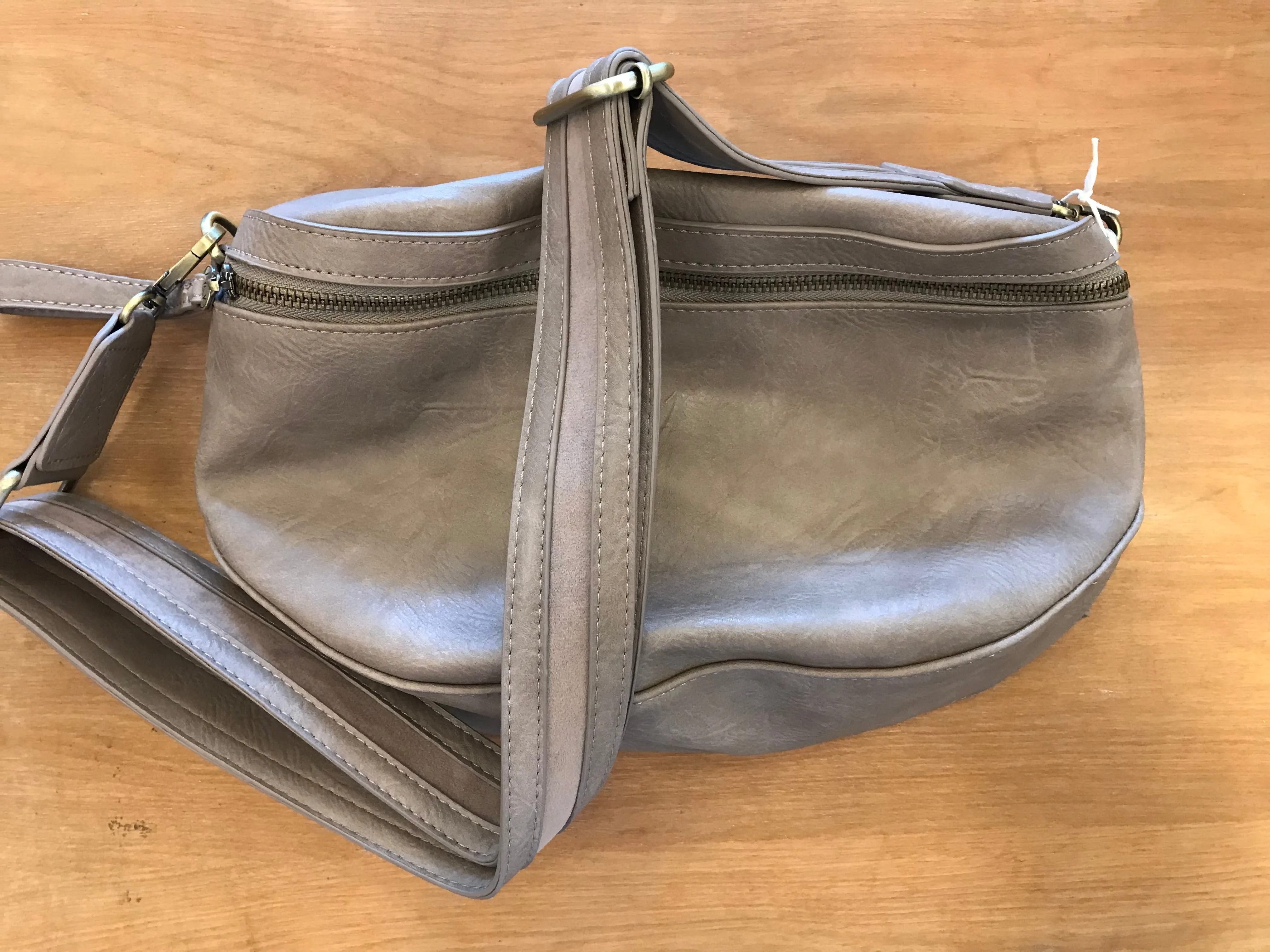 LAURA CONTRAST STRAP BELT BAG