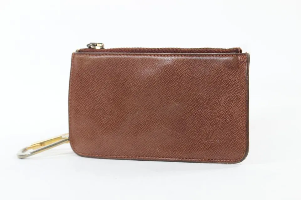 Louis Vuitton Brown Taiga Leather Key Pouch 13lv1103