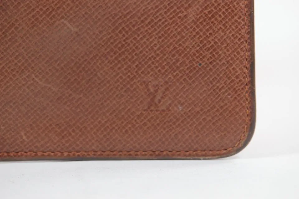 Louis Vuitton Brown Taiga Leather Key Pouch 13lv1103