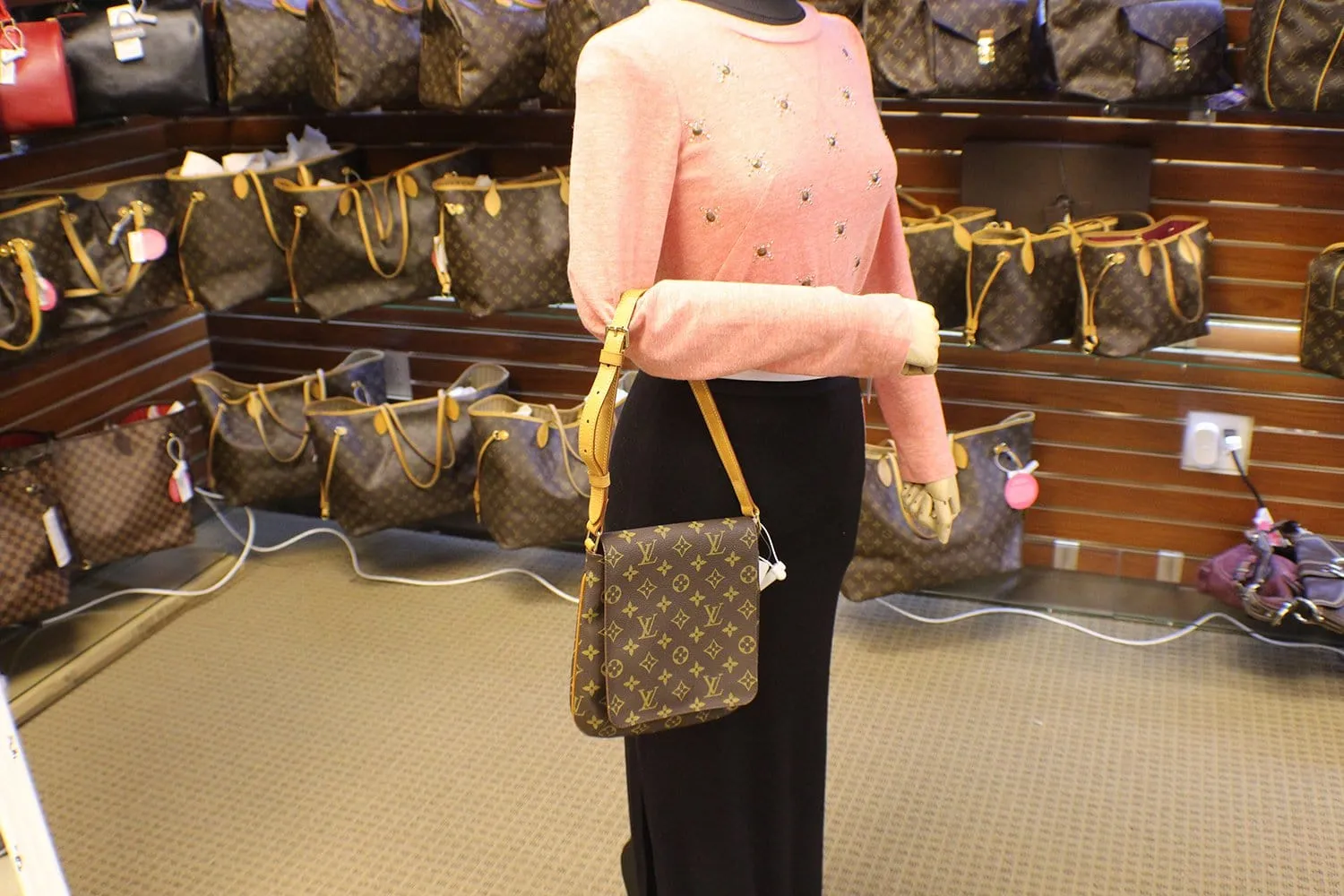 LOUIS VUITTON Monogram Musette Salsa Brown Shoulder Bag