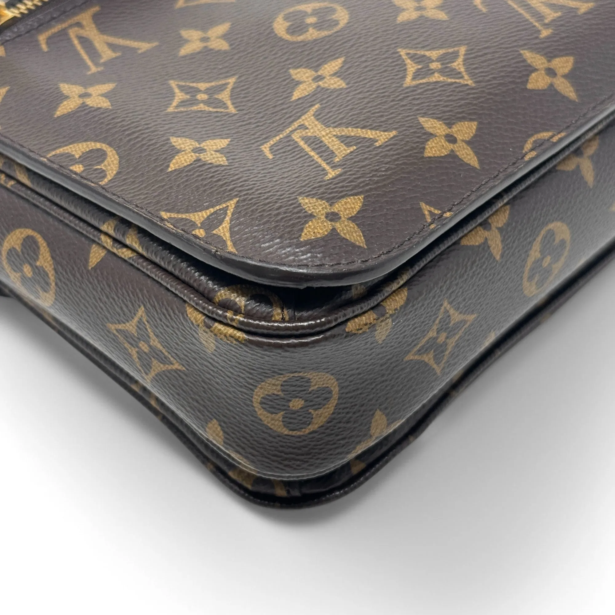 Louis Vuitton Monogram Pochette Metis