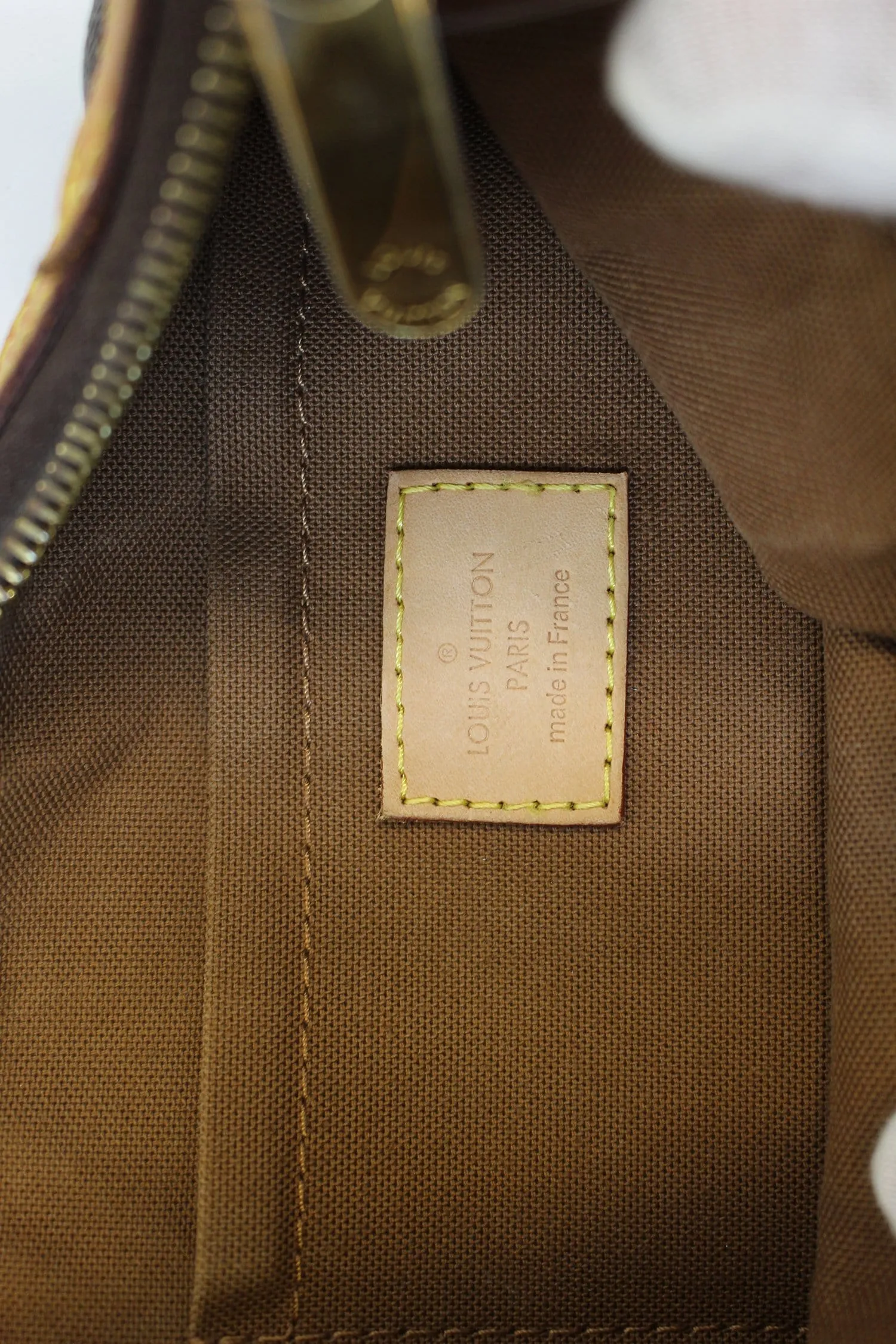 LOUIS VUITTON Monogram Thames PM Shoulder Bag