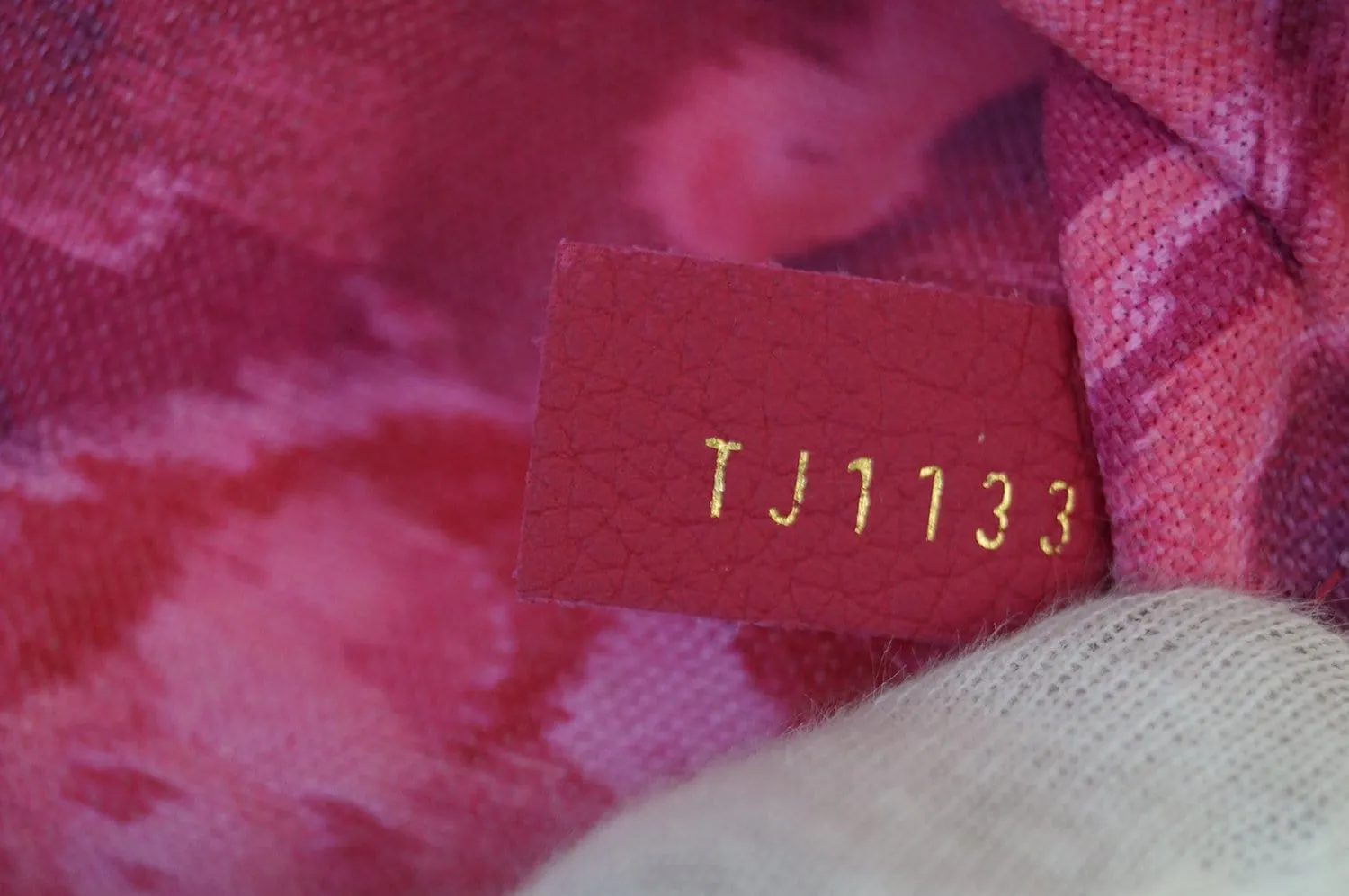 LOUIS VUITTON Rose Velours Monogram Ikat Neverfull GM Limited