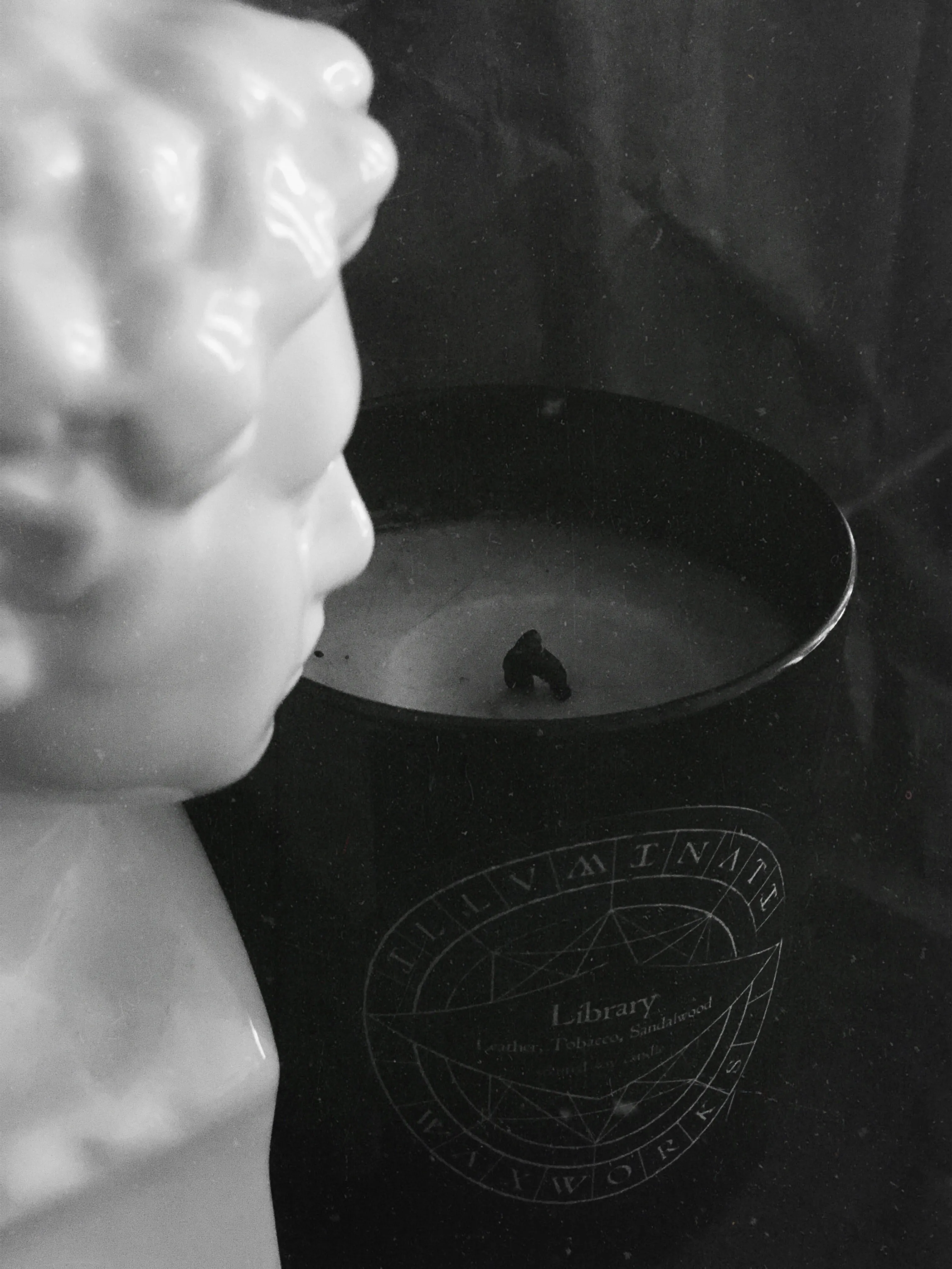 NO II. LIBRARY CANDLE
