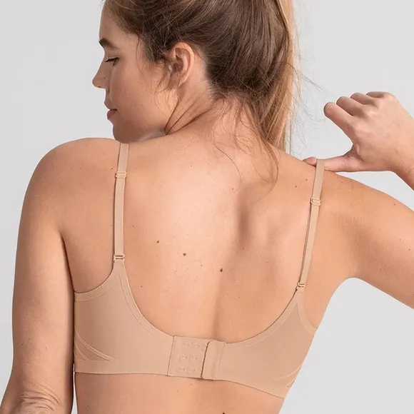 NWT - Honeylove - Silhouette Bra - Sand