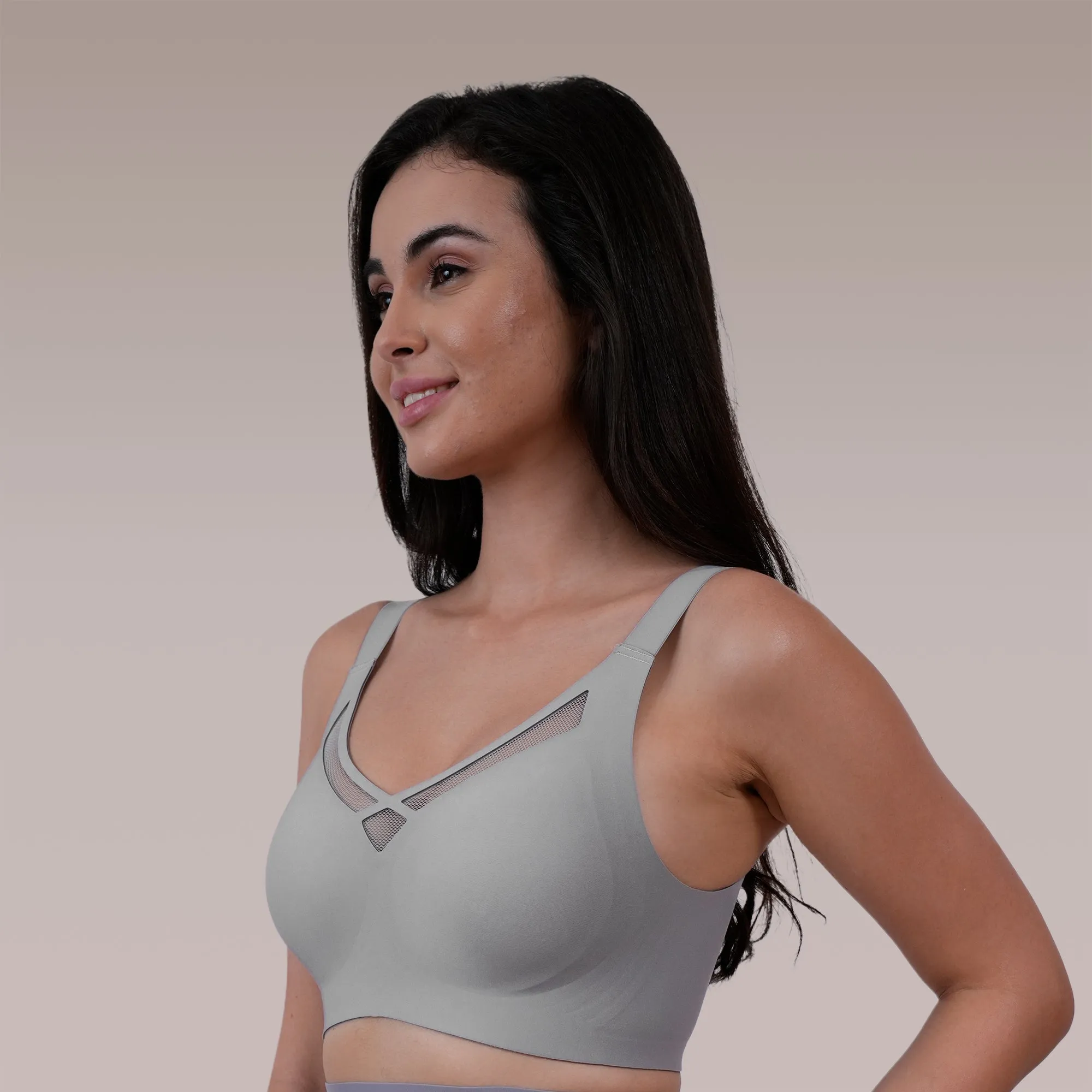Padded Non-Wired Full Coverage Seamless T-Shirt Bra with Mesh Detailing
